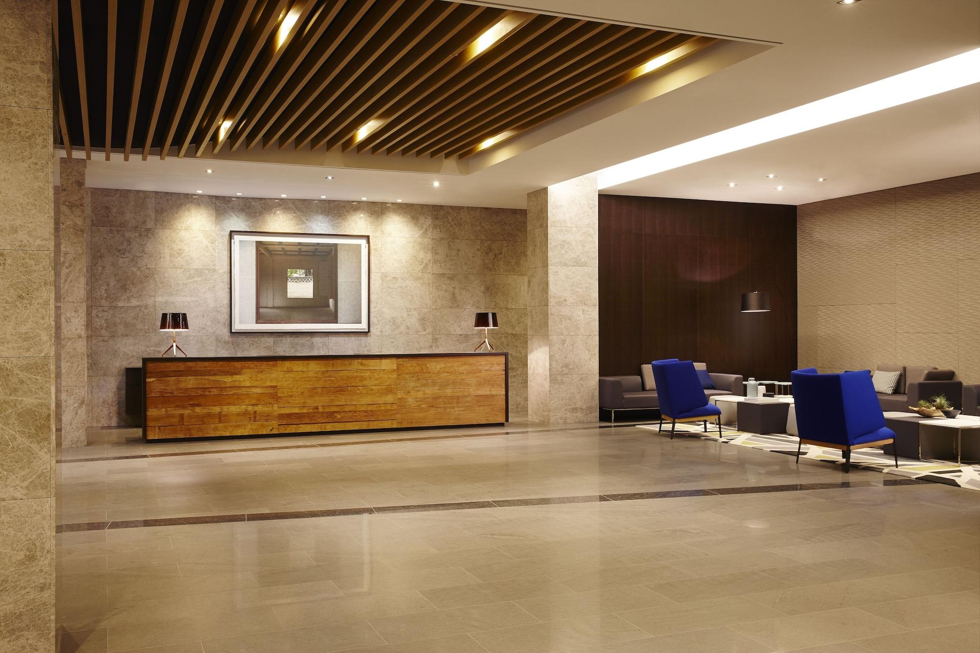 Vista Lobby The Annex