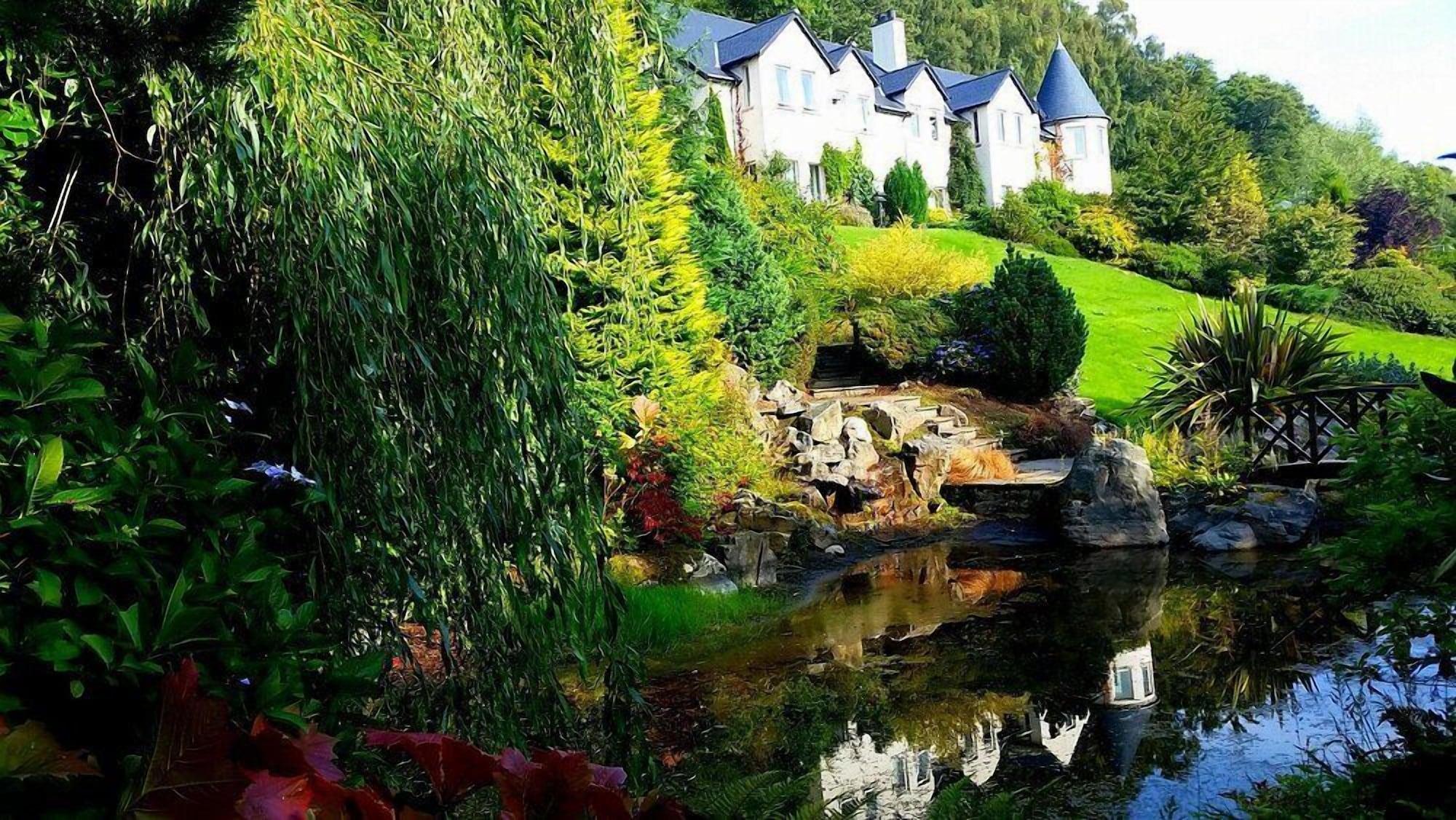 Vista Exterior Loch Ness Lodge