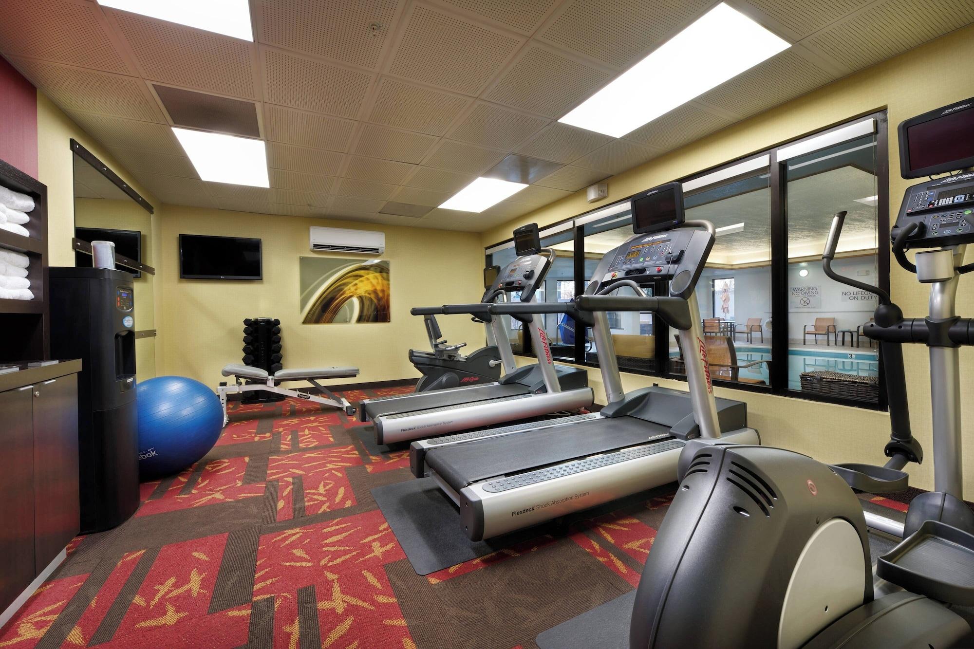 Gimnasio Courtyard by Marriott Mishawaka-University Area