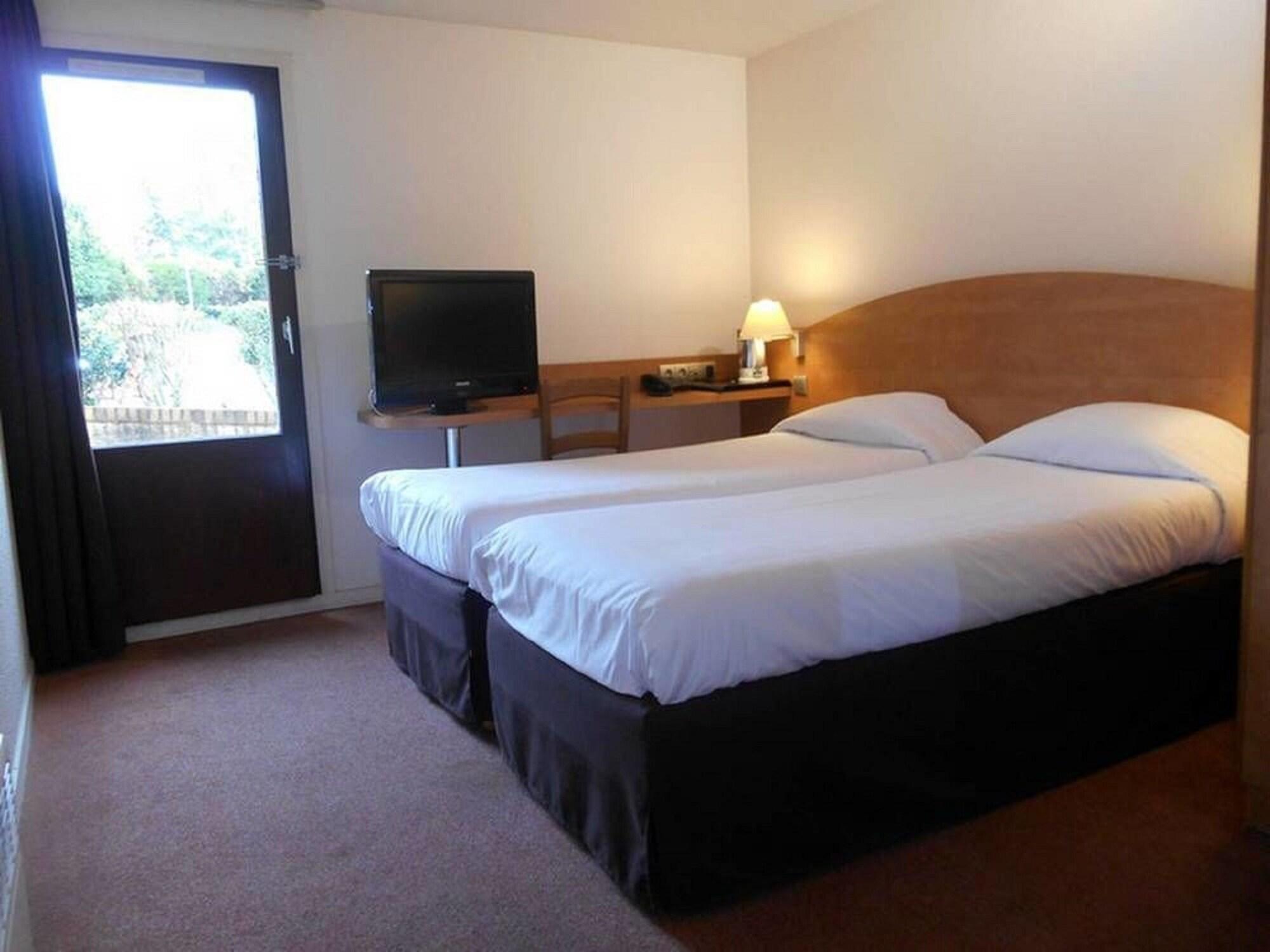 Varios Mondhotel Chelles