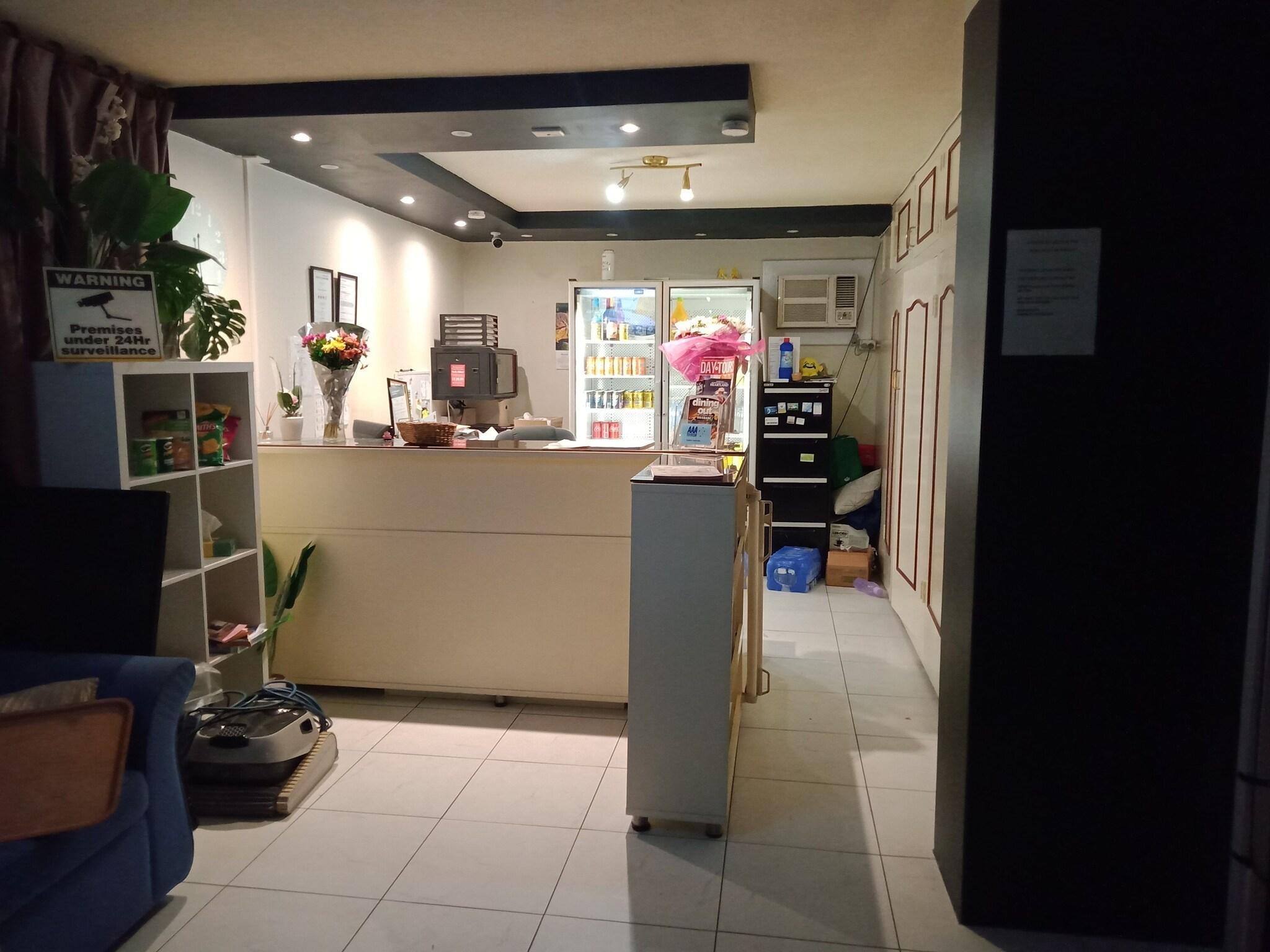 Vista Lobby Annerley Motor Inn
