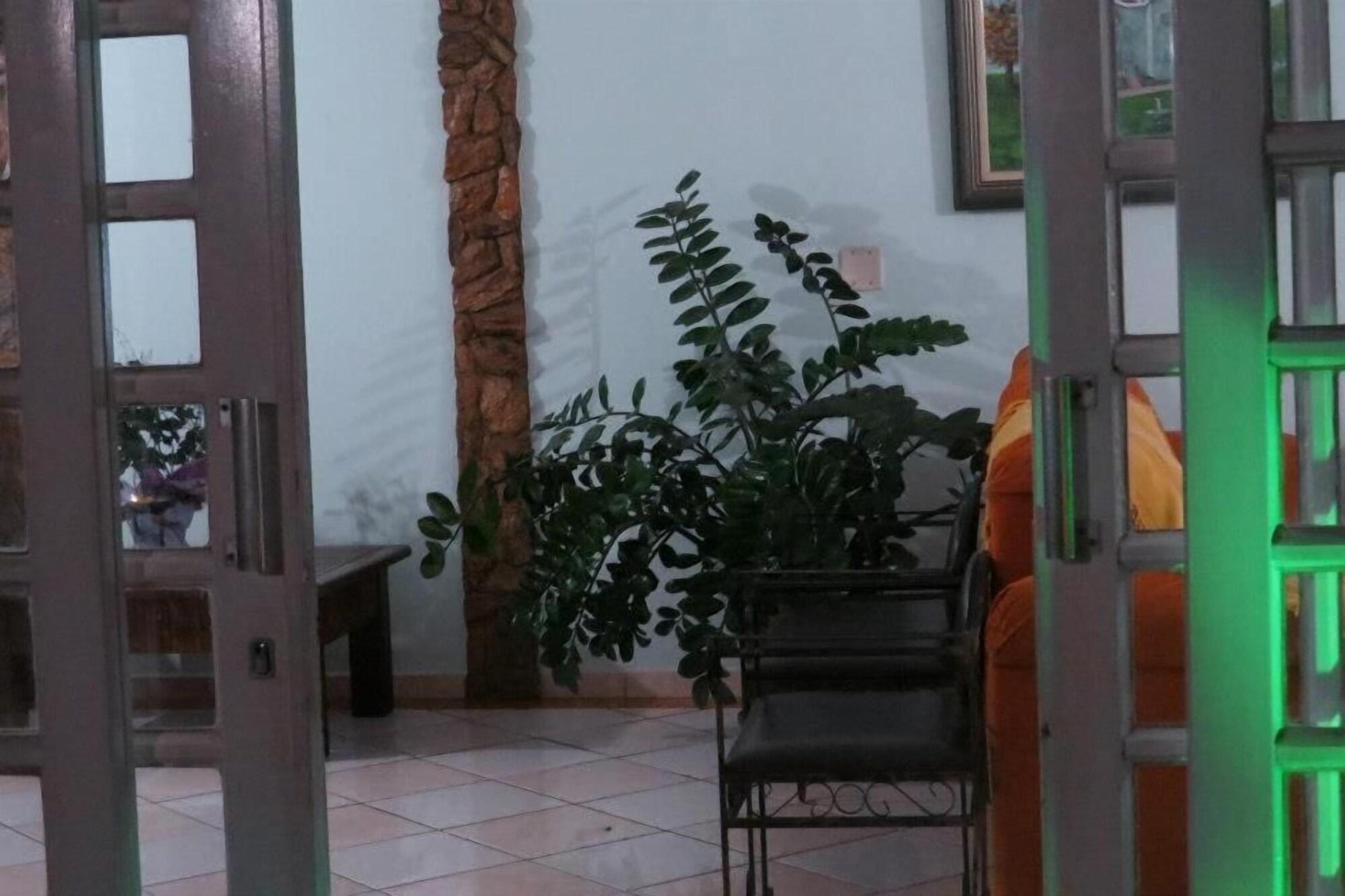 Comodidades del Alojamiento La Villa Hotel