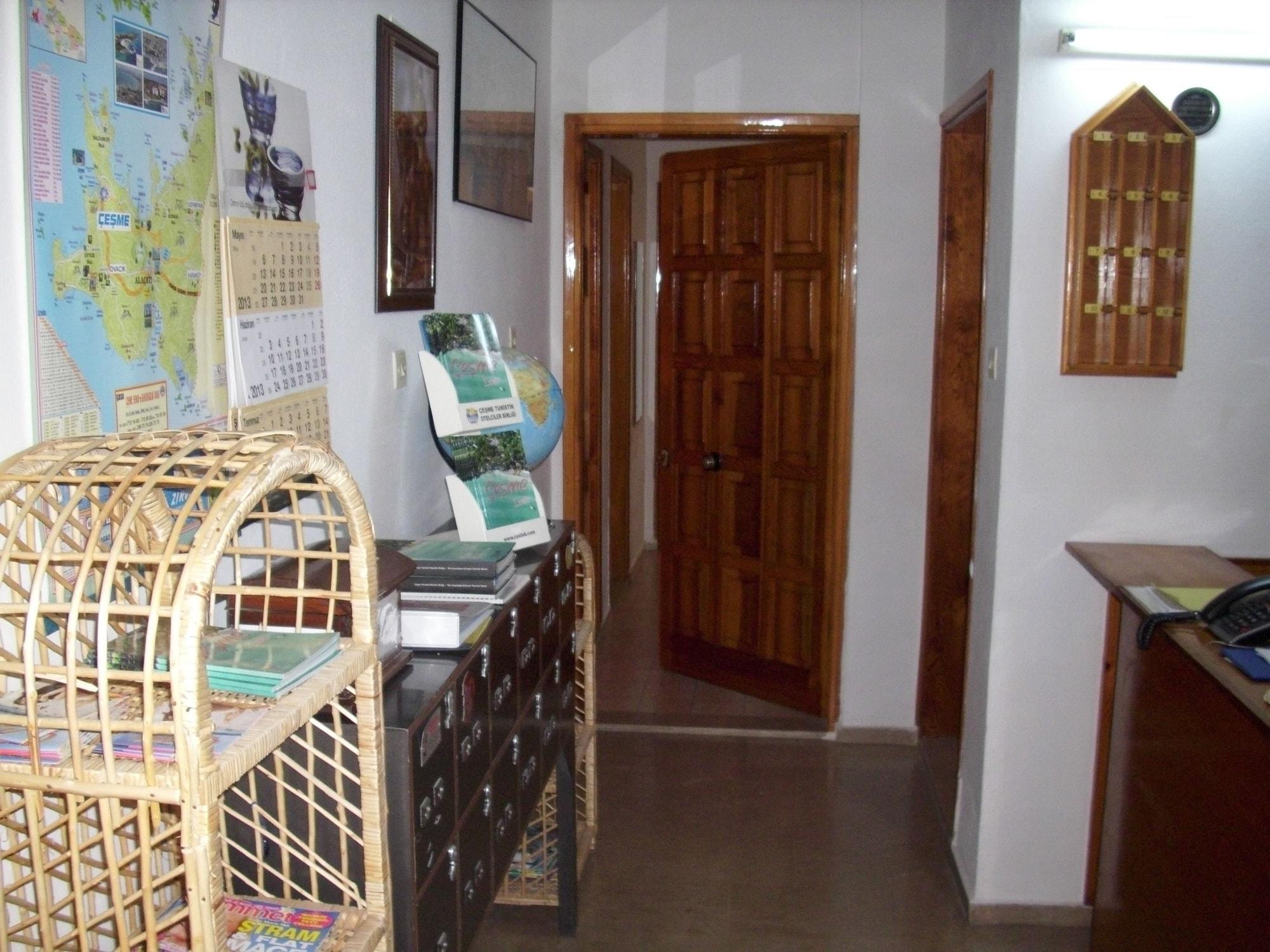 Vista Lobby Vural Apart Hotel