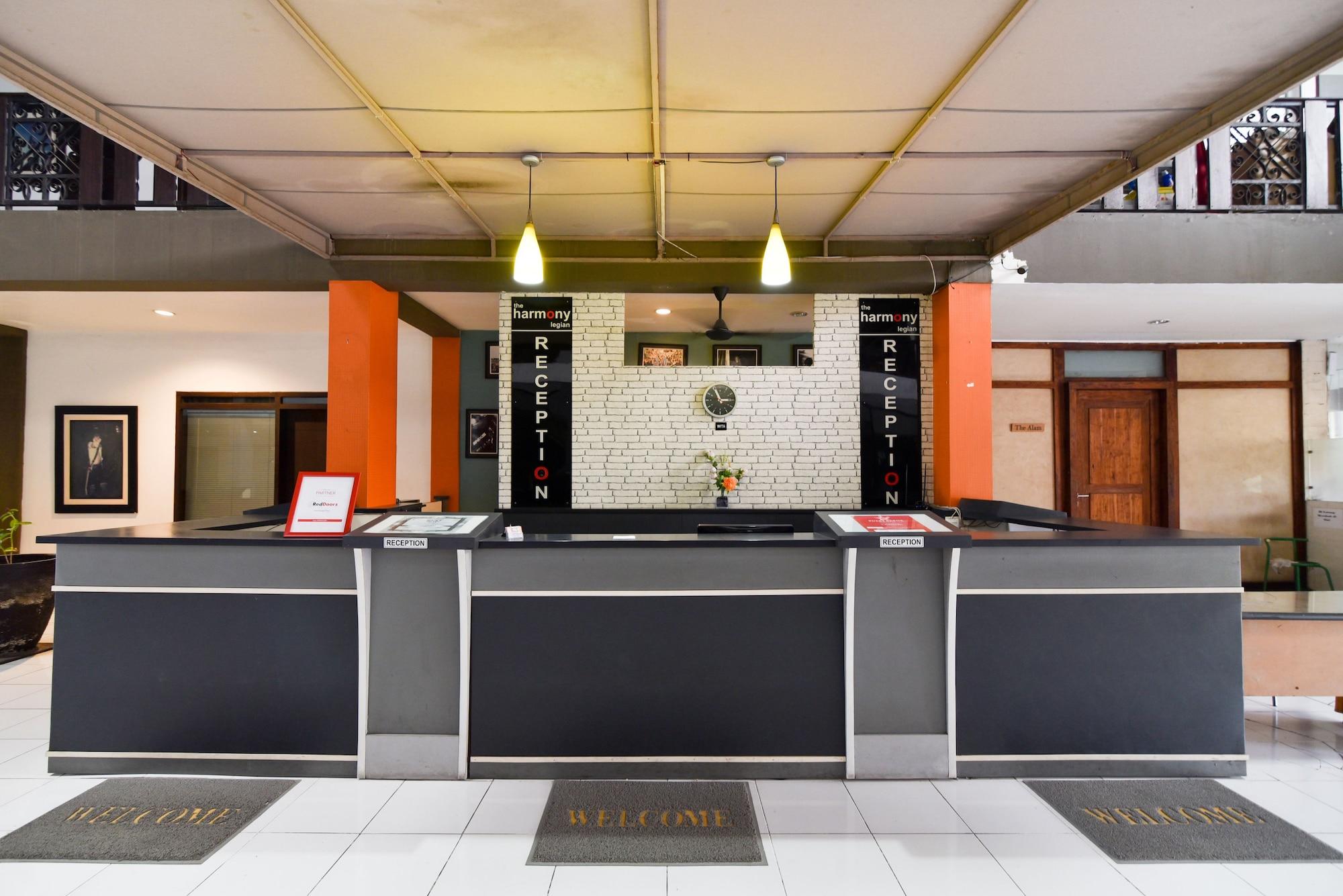 Vista Lobby RedDoorz Plus @ Raya Legian