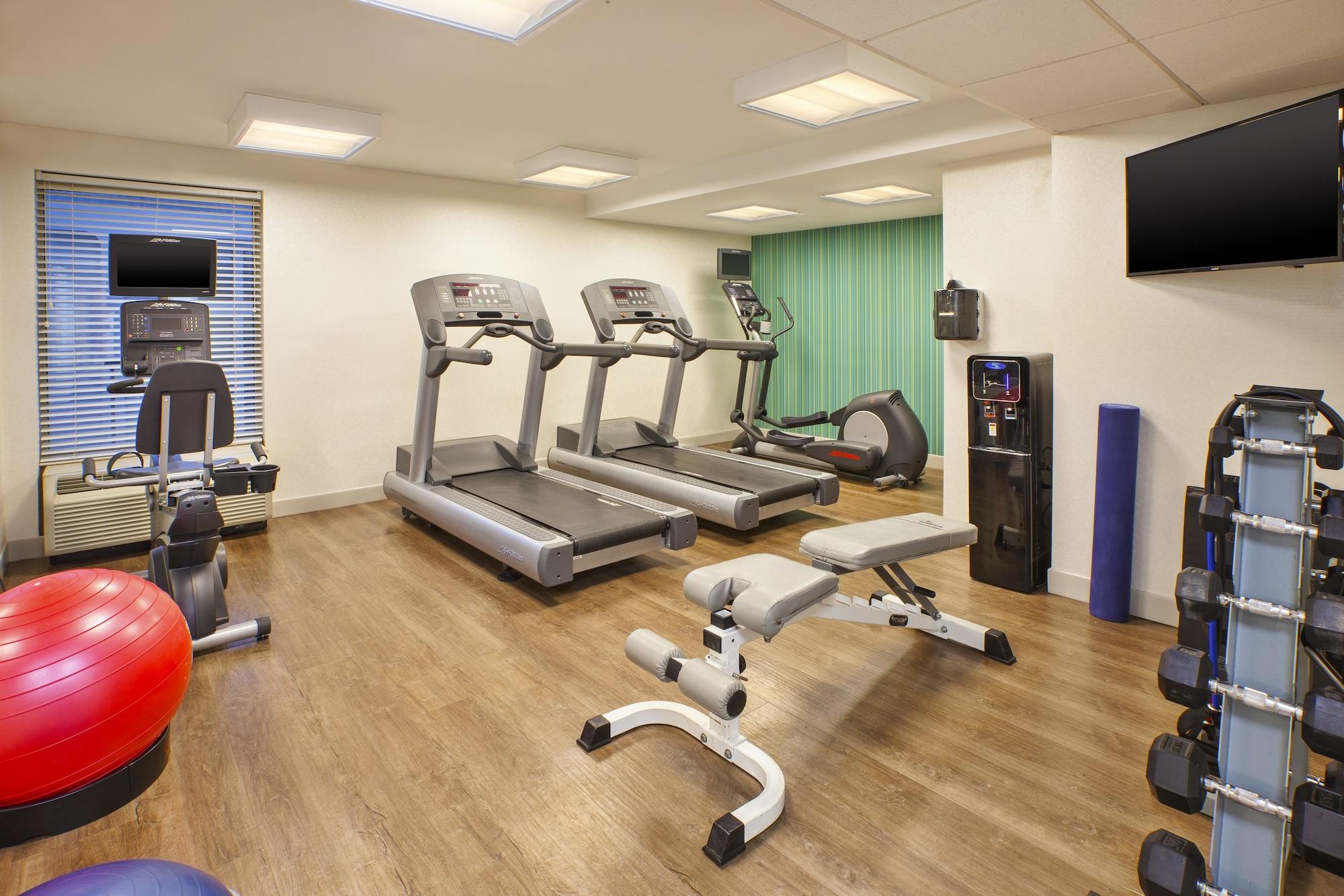 Gimnasio Holiday Inn Express Hotel & Suites Chicago-Midway Airport by IHG