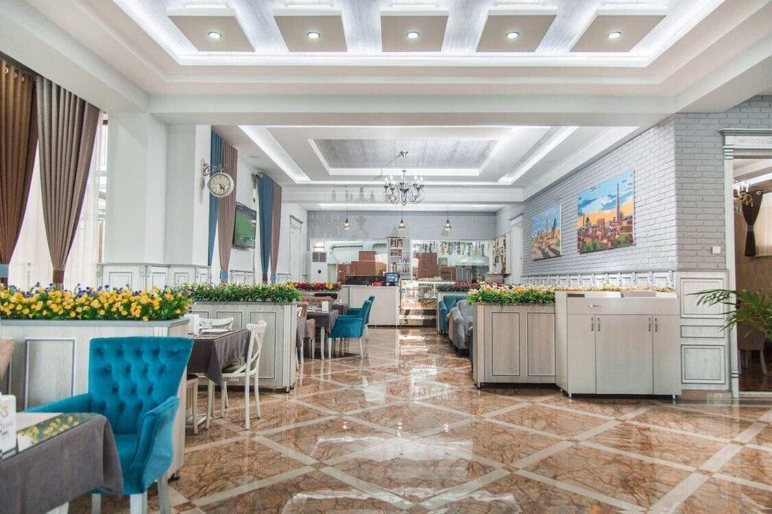 Bar/Salón Shedevr Plaza