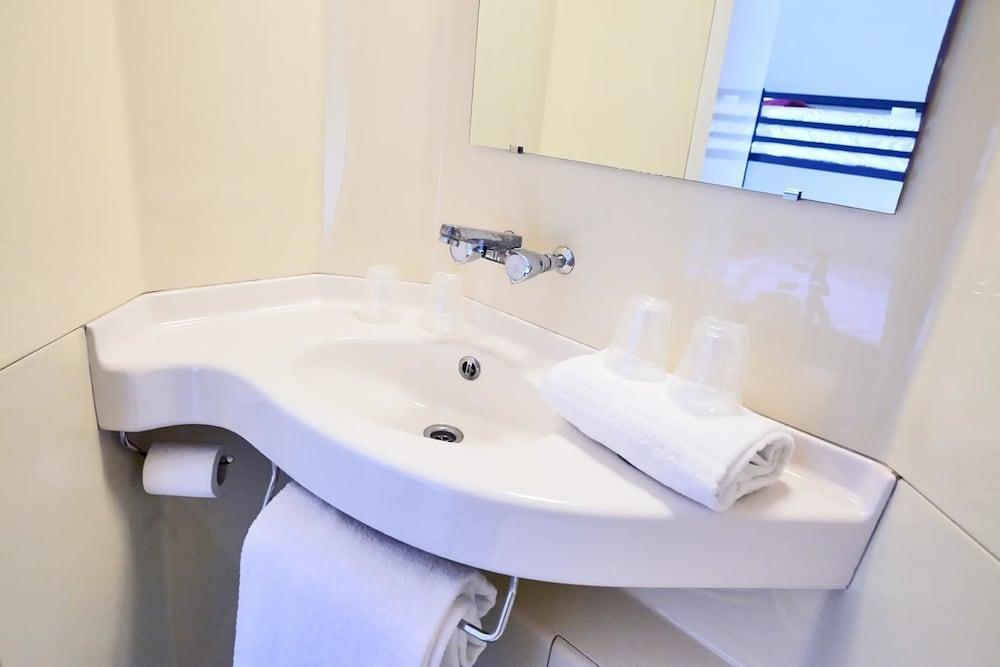 Equipamiento de Habitación Hôtel Premiere Classe Melun Senart - Vert Saint Denis