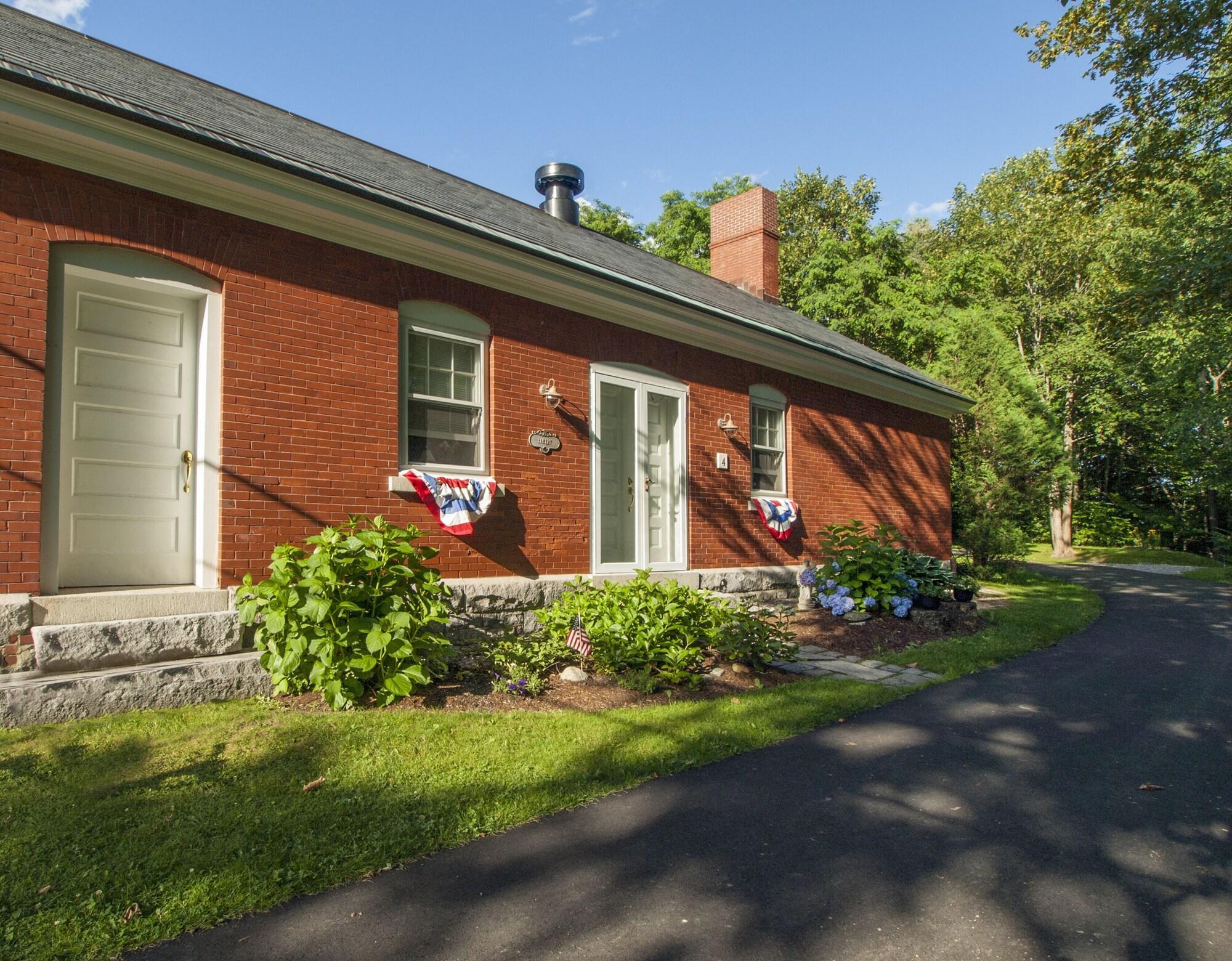 Vista Exterior Inn at Diamond Cove