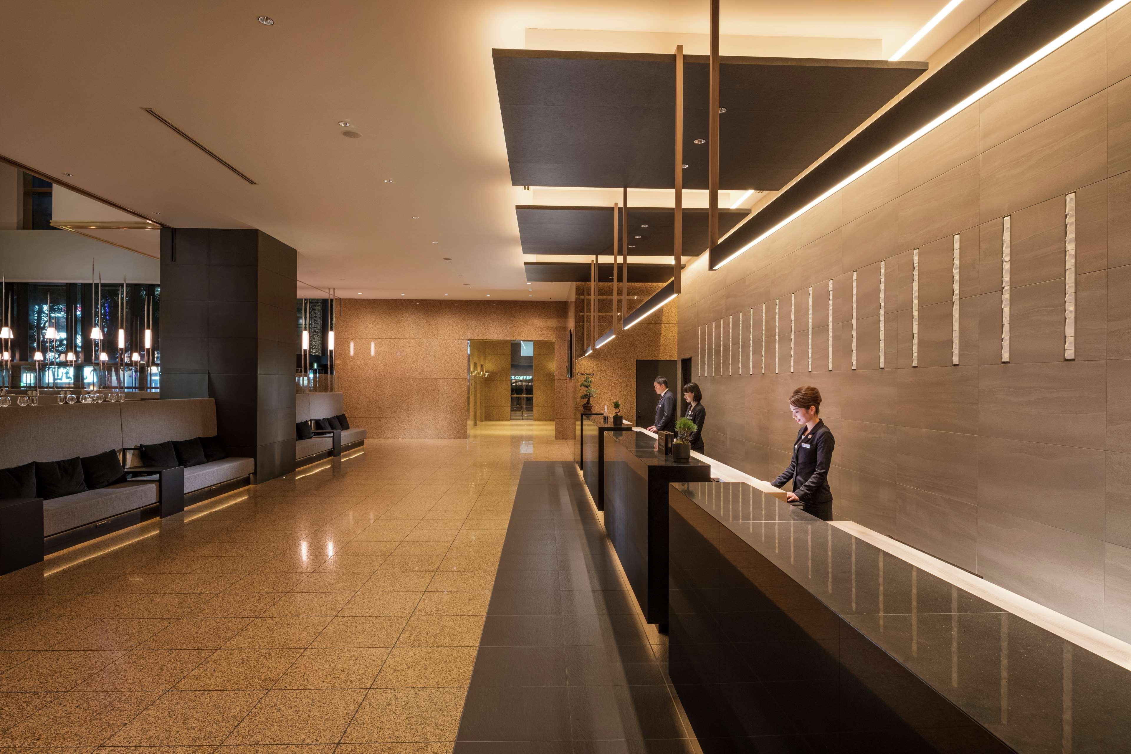 Vista Lobby Hilton Nagoya