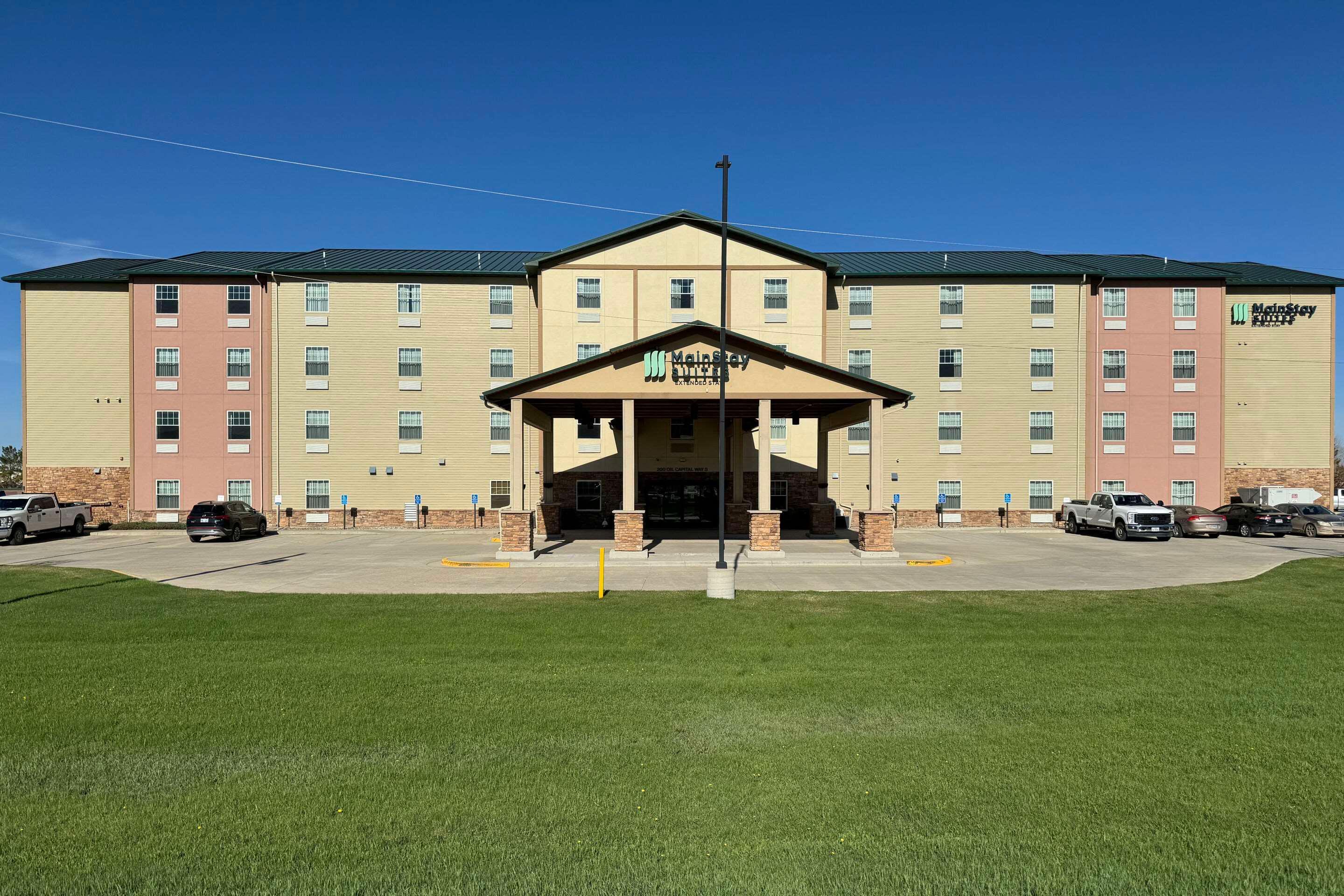 Vista Exterior MainStay Suites Tioga