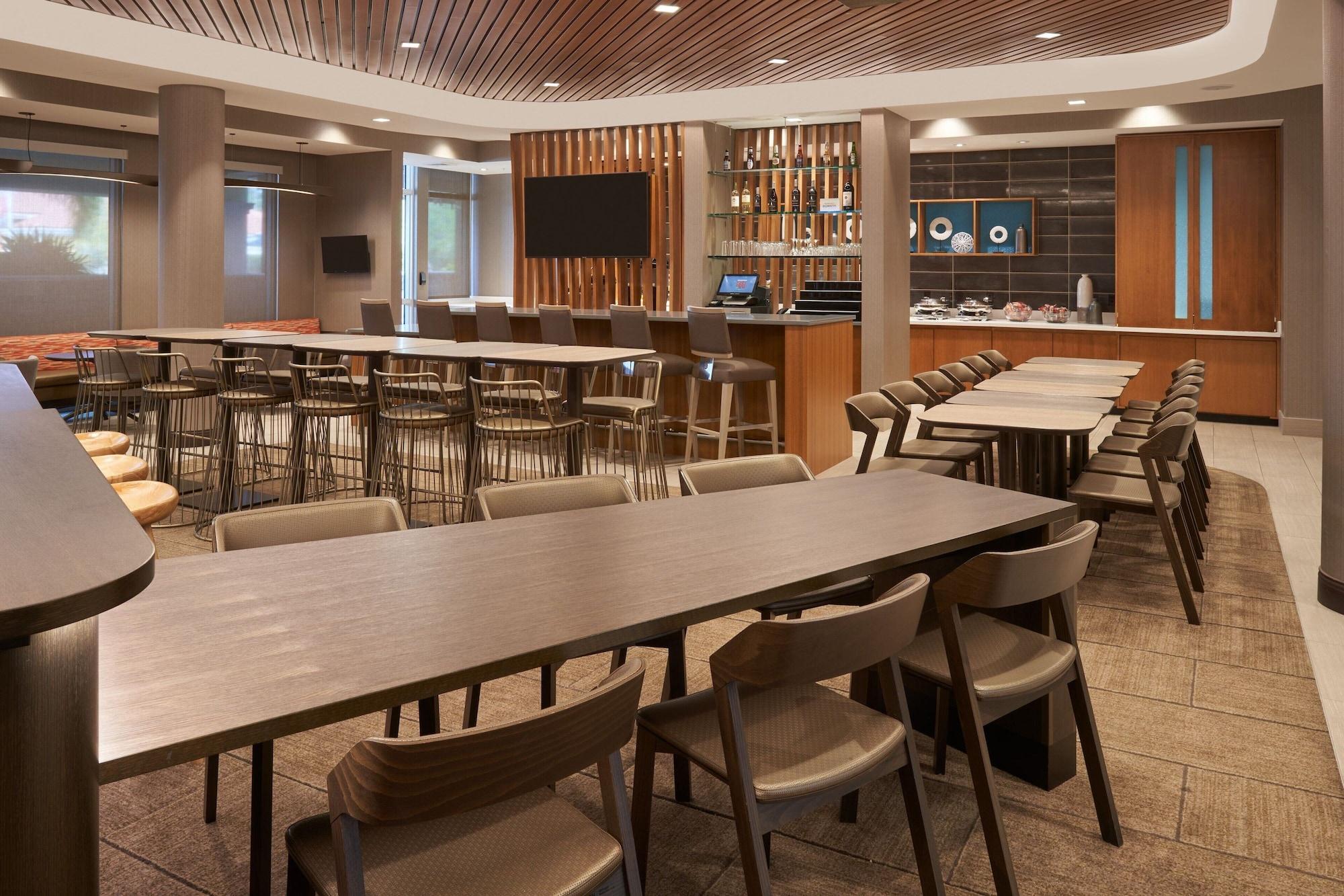 Restaurant SpringHill Suites by Marriott Fort Myers Estero