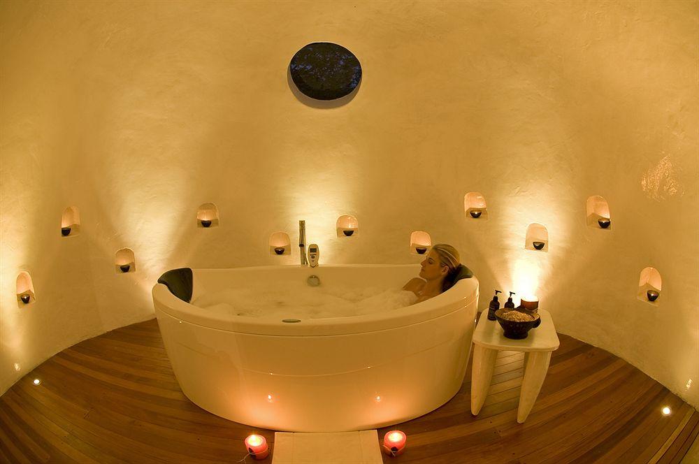 Sanctuary Chobe Chilwero by null