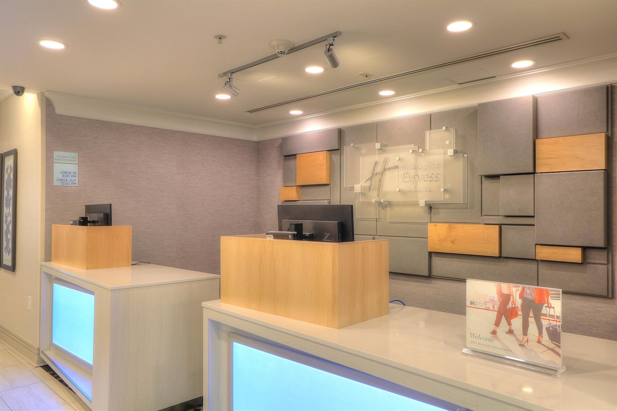 Vista Lobby Holiday Inn Express Hotel & Suites Mobile/Saraland by IHG
