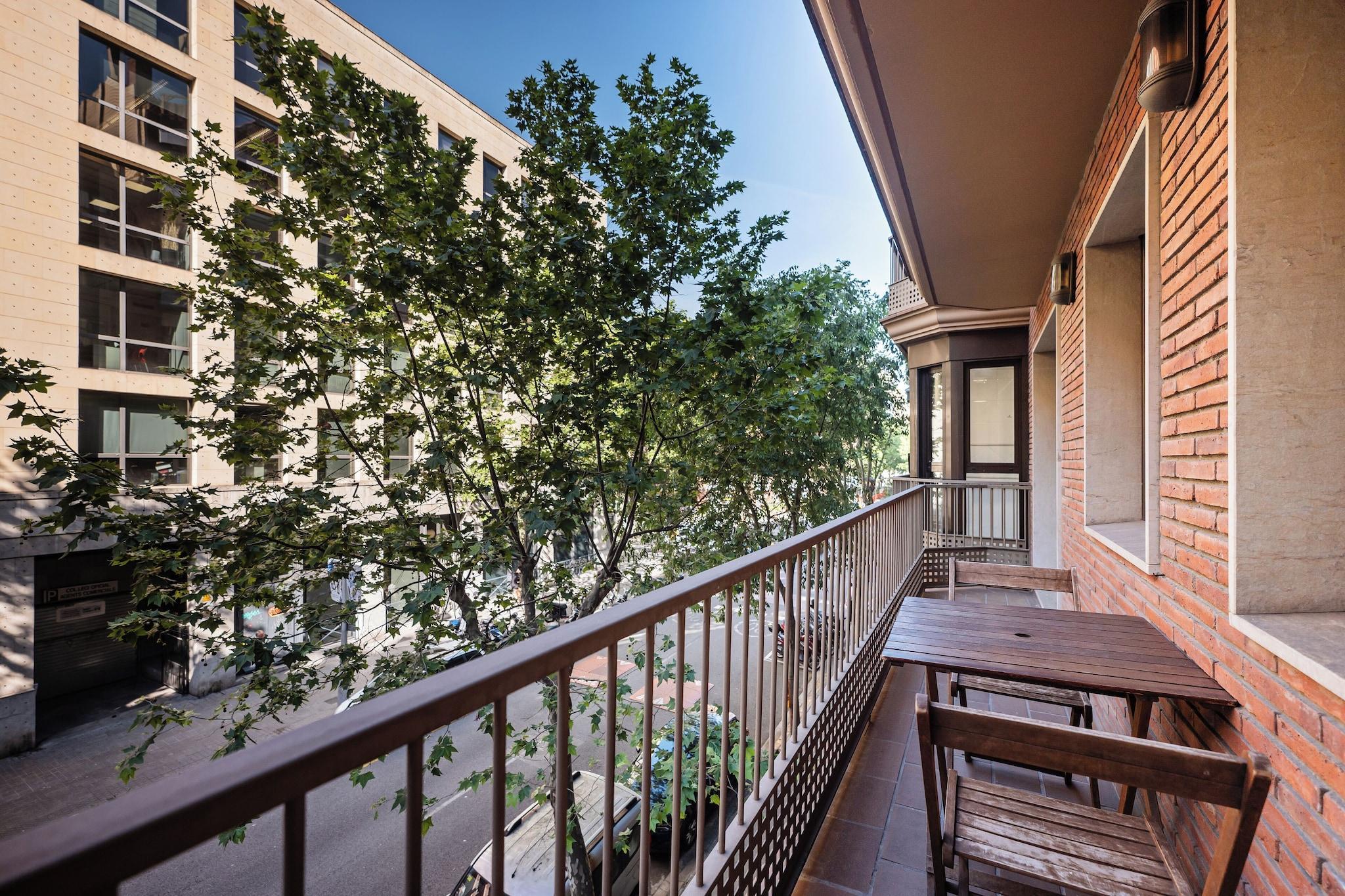 Varios Aparthotel Napols