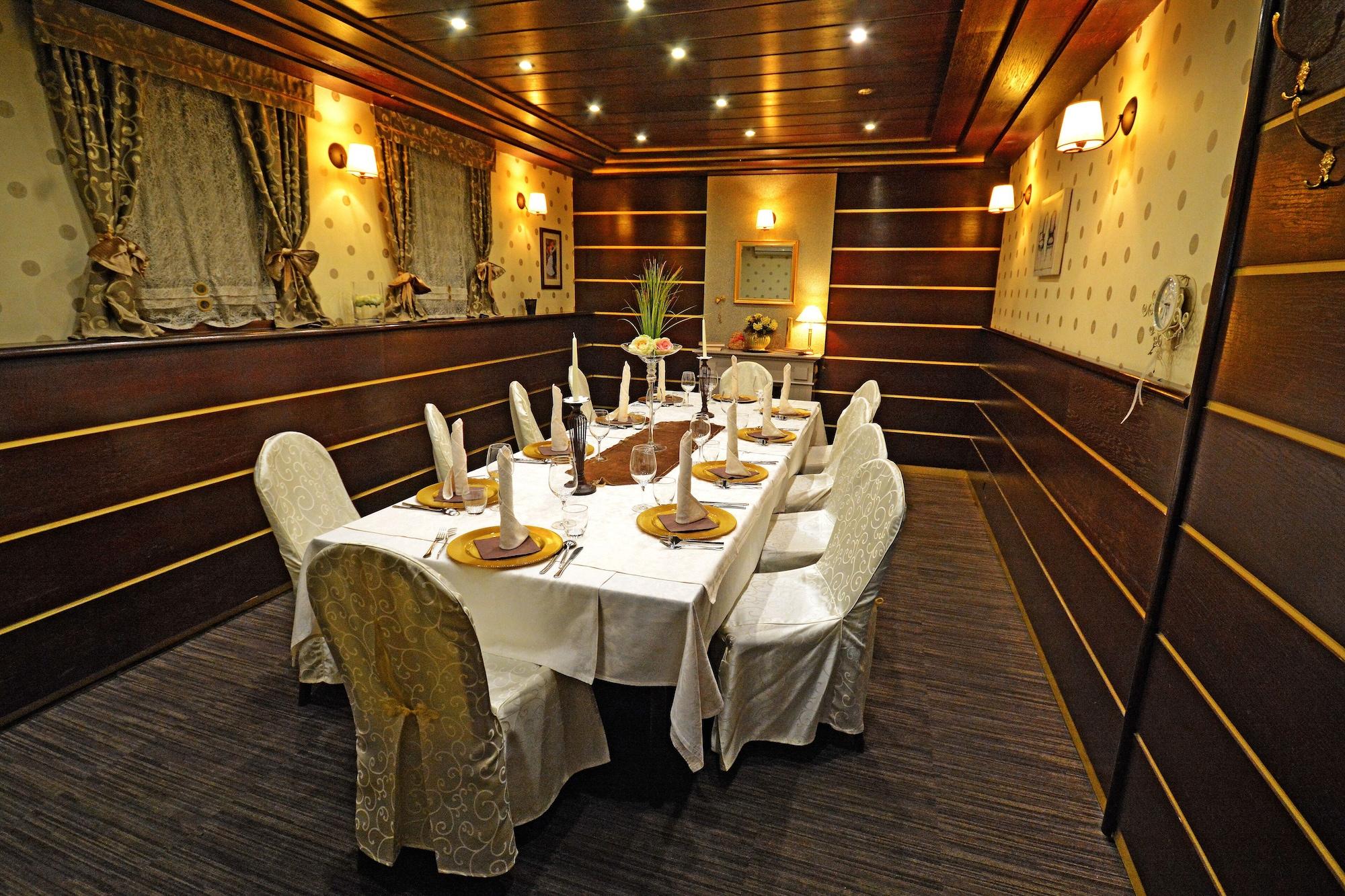 Sala de Reuniones Hotel Leonardo
