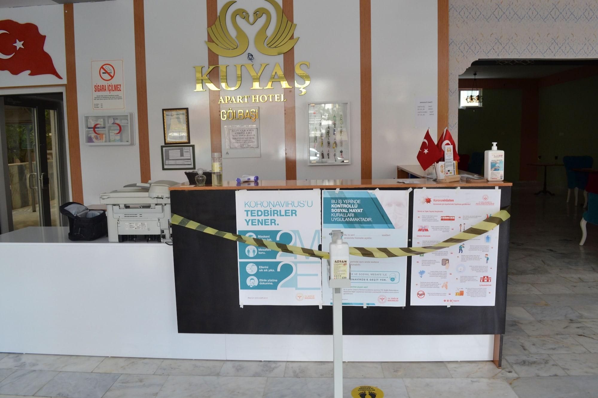 Vista do lobby Kuyas Apart Hotel