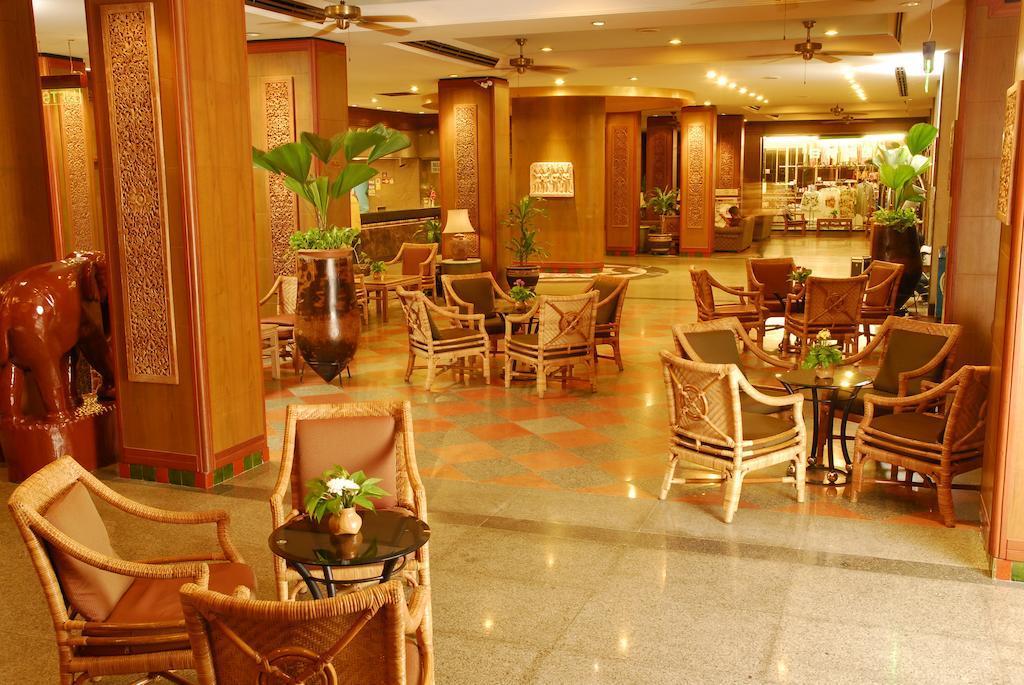 Vista Exterior Golden Beach Hotel Pattaya