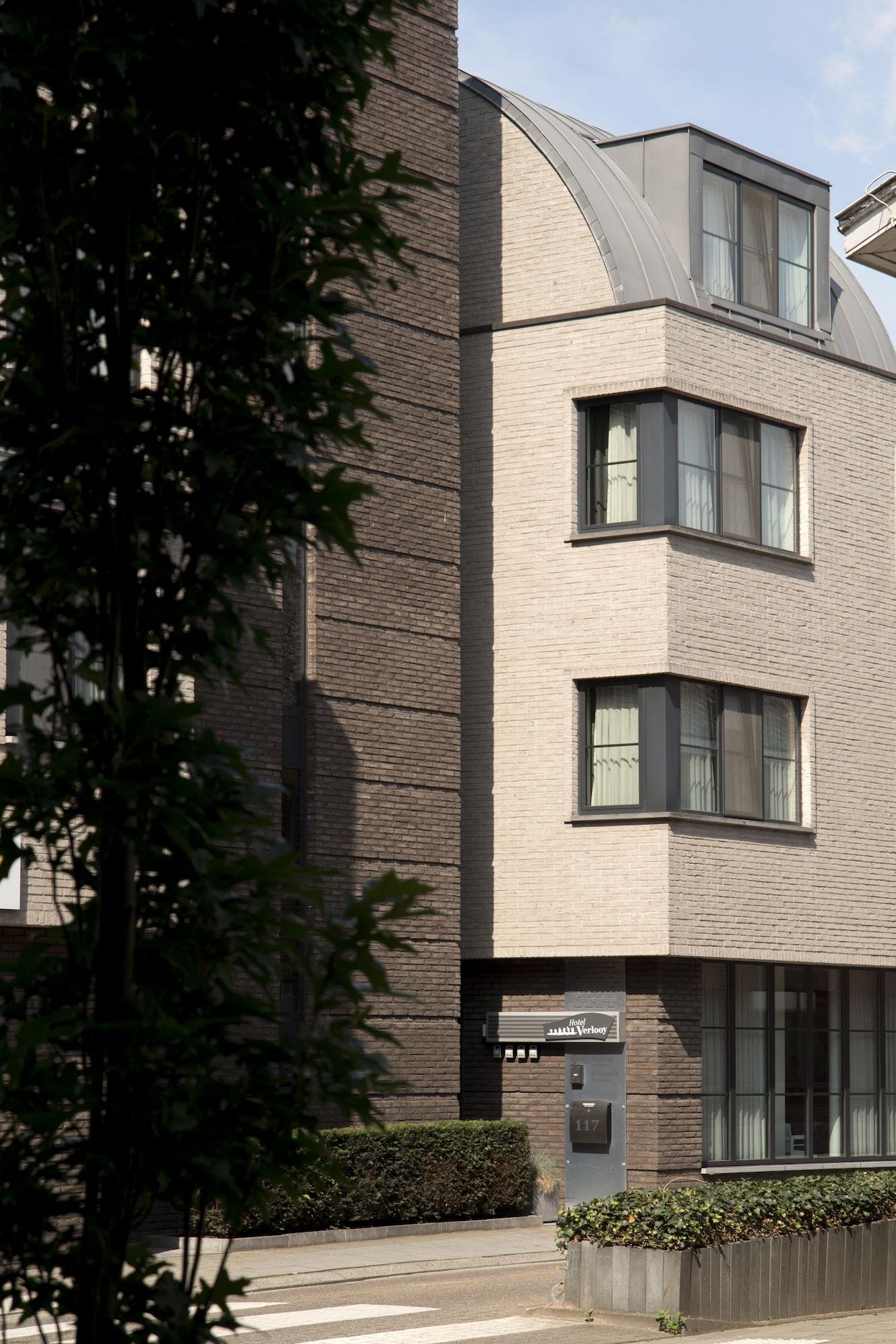 Vista Exterior Hotel Verlooy