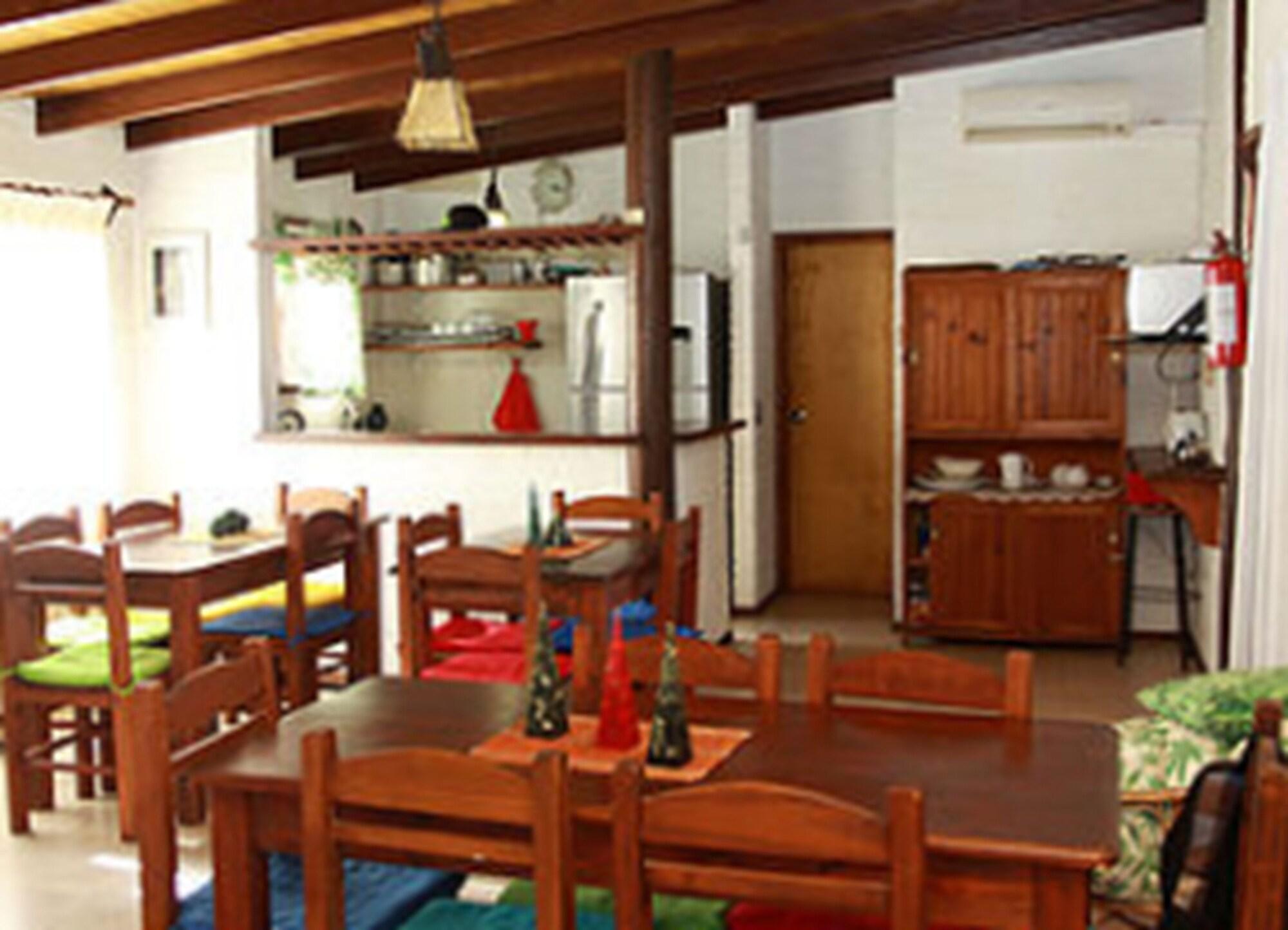 Restaurant THC Hostel Uruguay