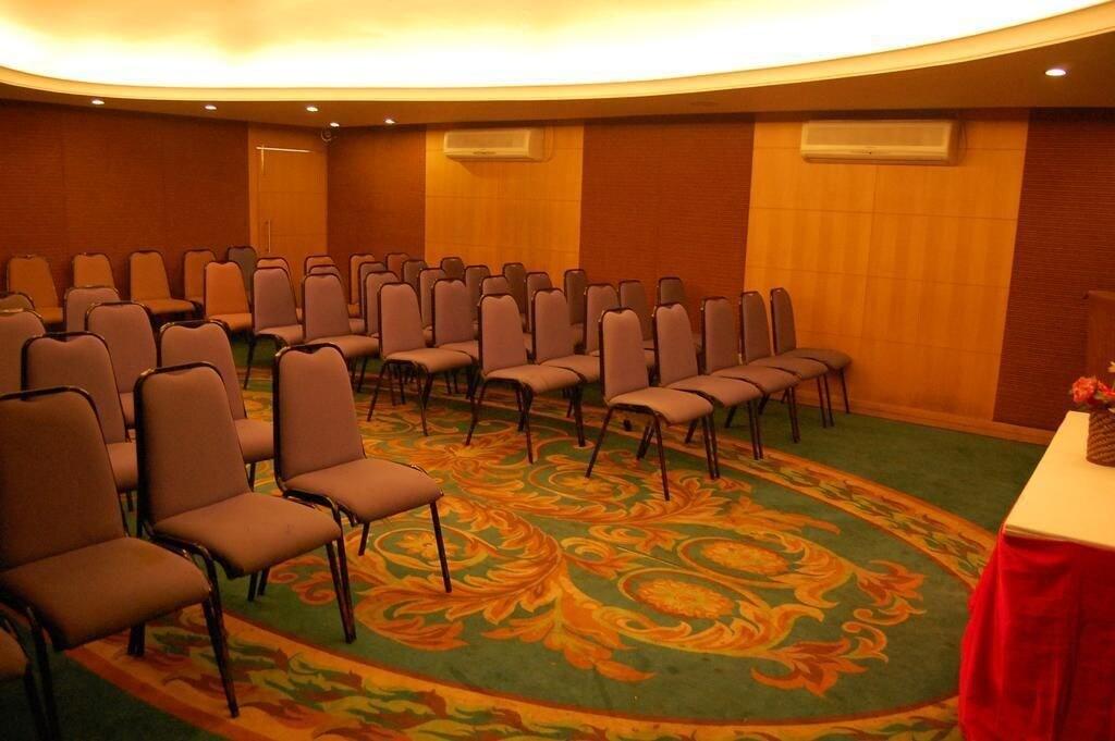 Sala de Reuniones Parsons Court