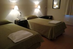 Alojamiento - Hotel Embajador