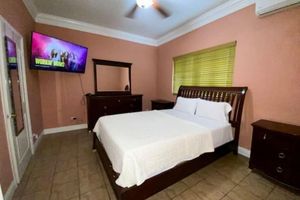 Renta temporal - Cozy 1-Bedroom Suite with WiFi & AC in Lovely Nassau