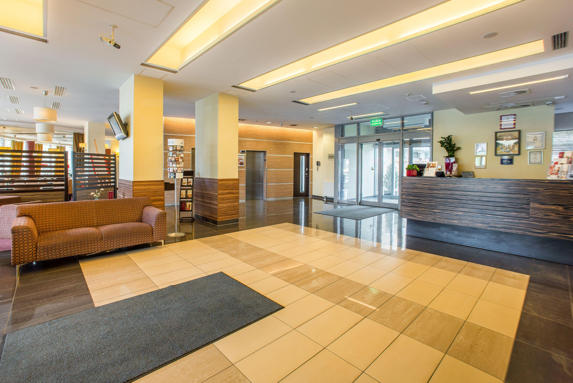 Vista Lobby Qubus Hotel Kielce