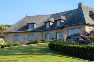 Alquiler Vacacional - Beautiful and charming abode with exceptional views of the sea rated 4 stars