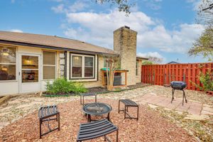 Arriendo temporal - 3 Mi to Randolph Afb: Family Home w/ Poker Table!