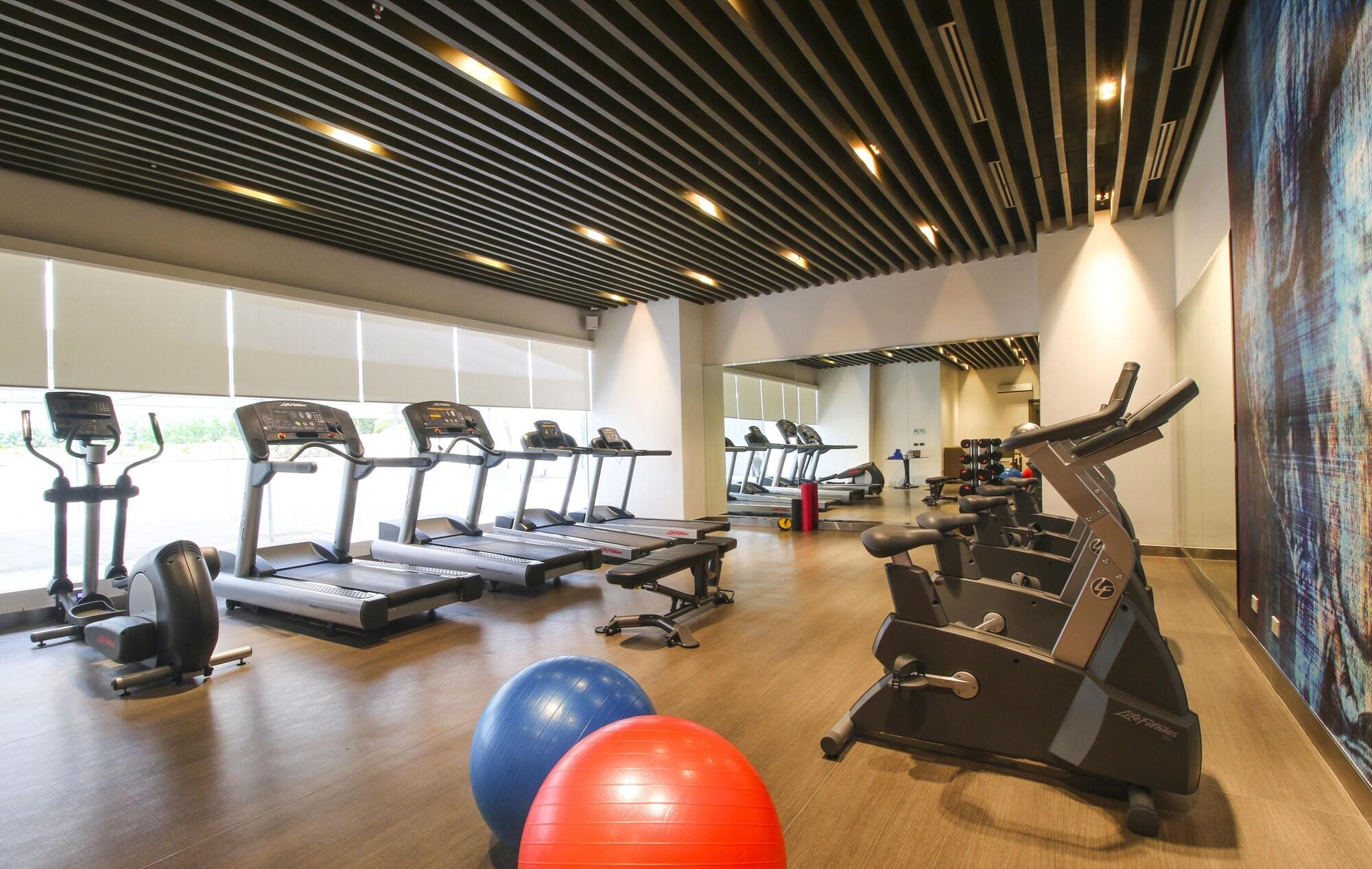 Gimnasio The Mini Suites - Eton Tower Makati