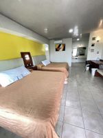 Alojamiento - Hotel Splash Inn