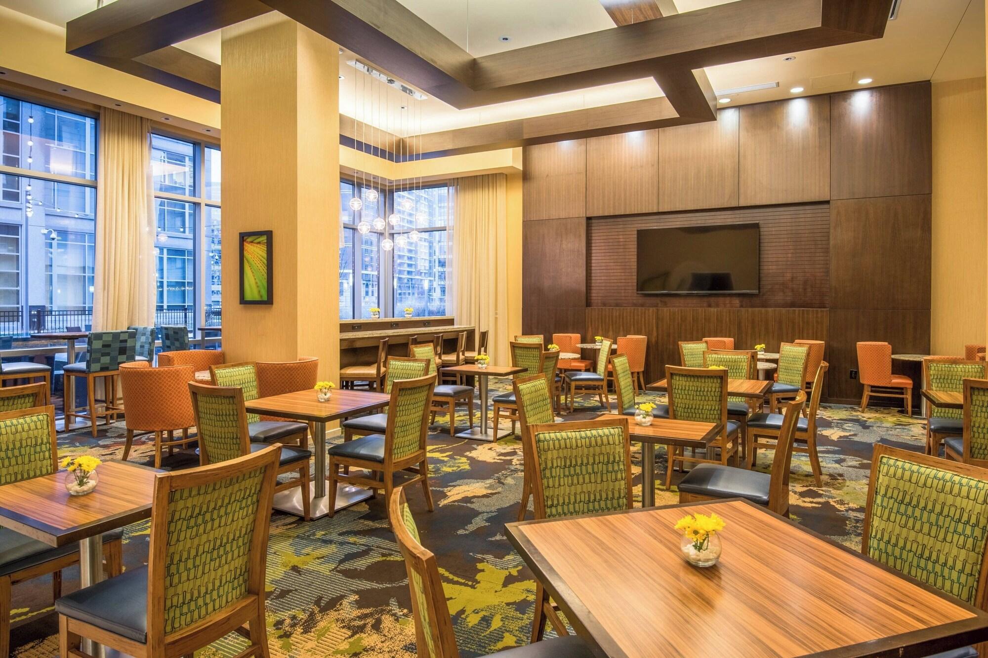 Restaurant Residence Inn Arlington Ballston