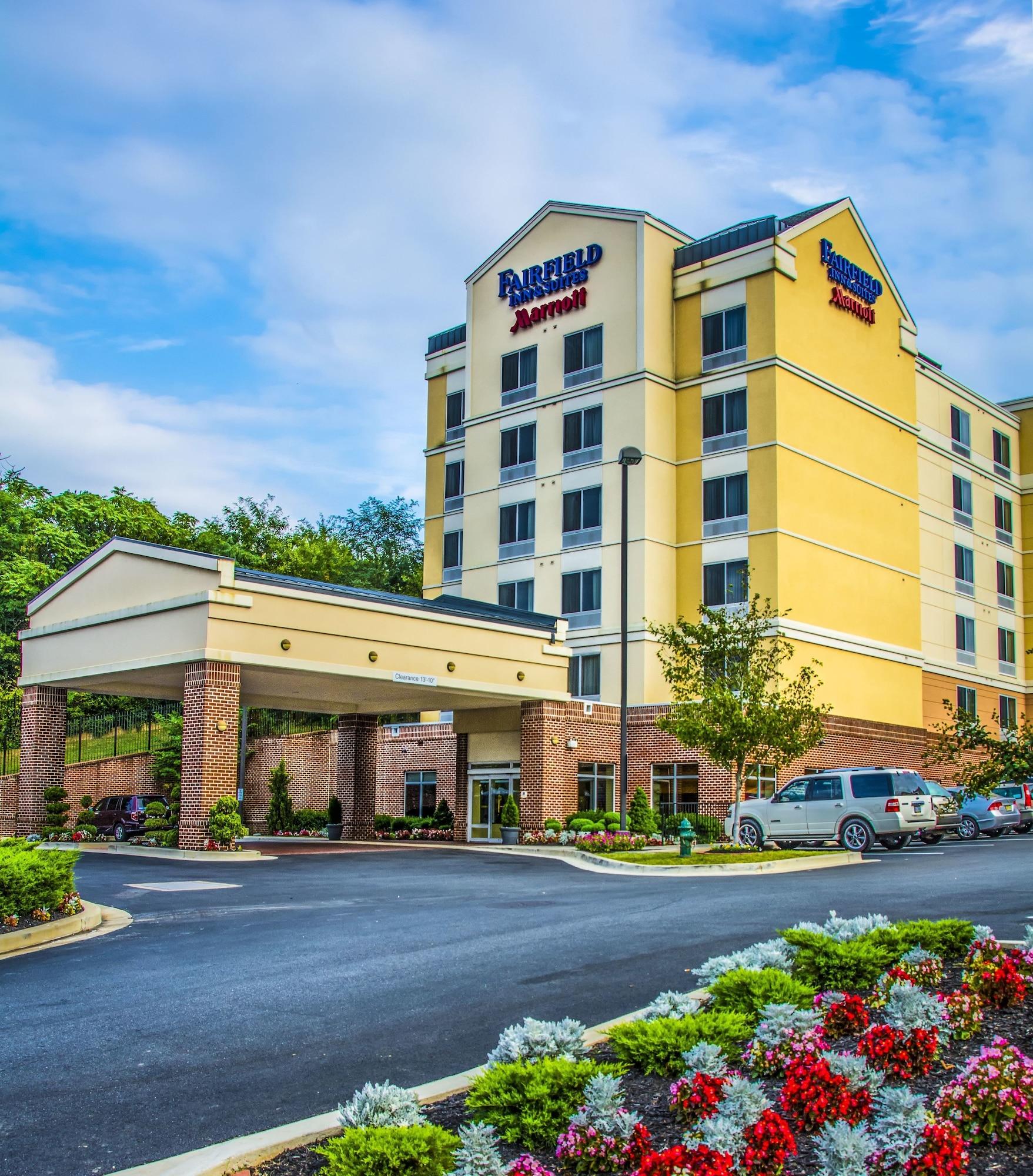 Vista Exterior Fairfield Inn by Marriott Washington D.C.