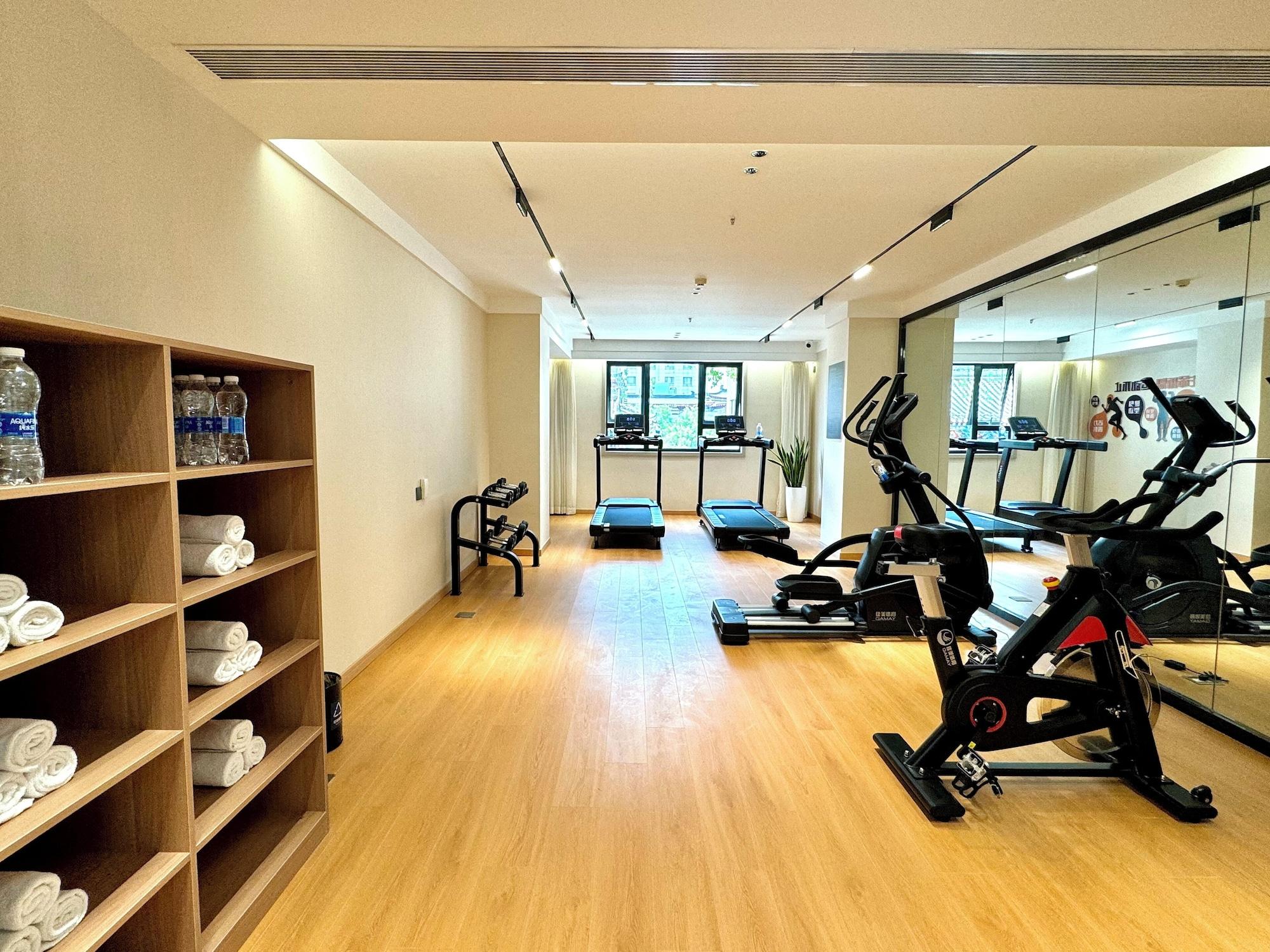 Gimnasio Jinjiang West Capital International Hotel