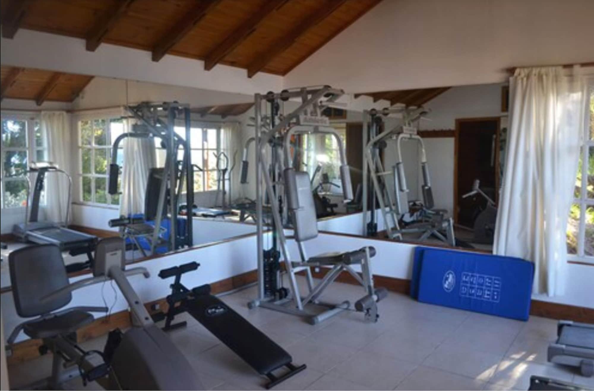 Gimnasio Pailahue Lodge & Cabañas