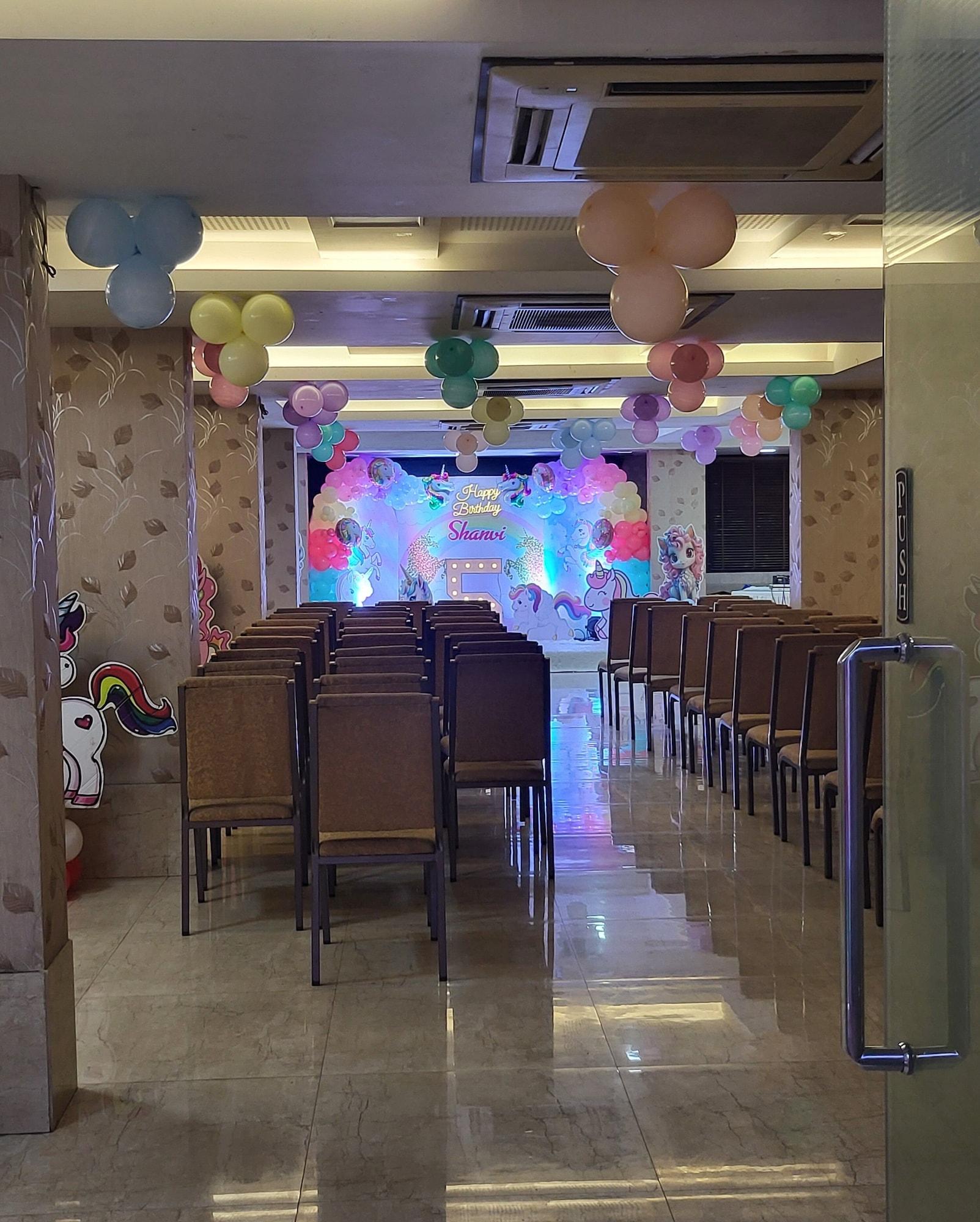 Salón de Baile Hotel Maharana Inn Chembur