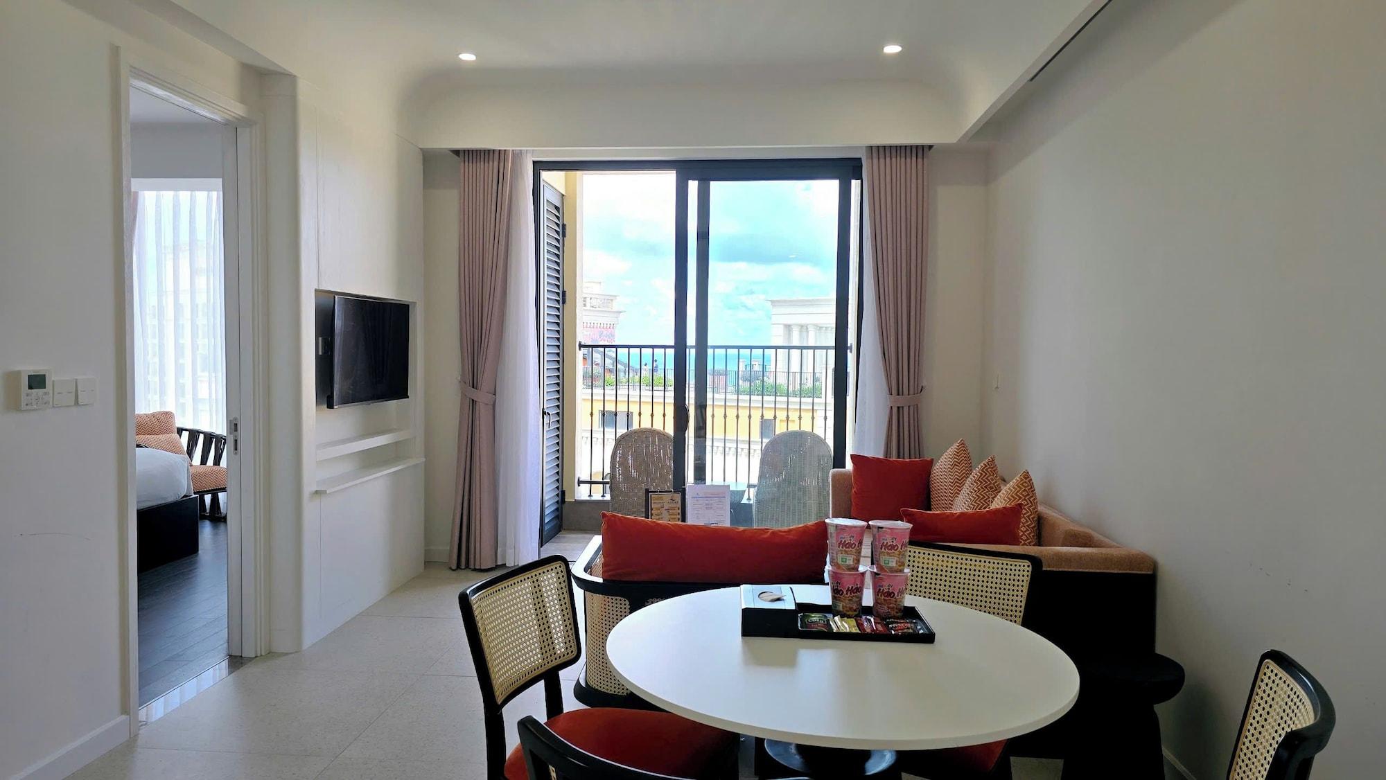 Playa Azure Premium Apartments