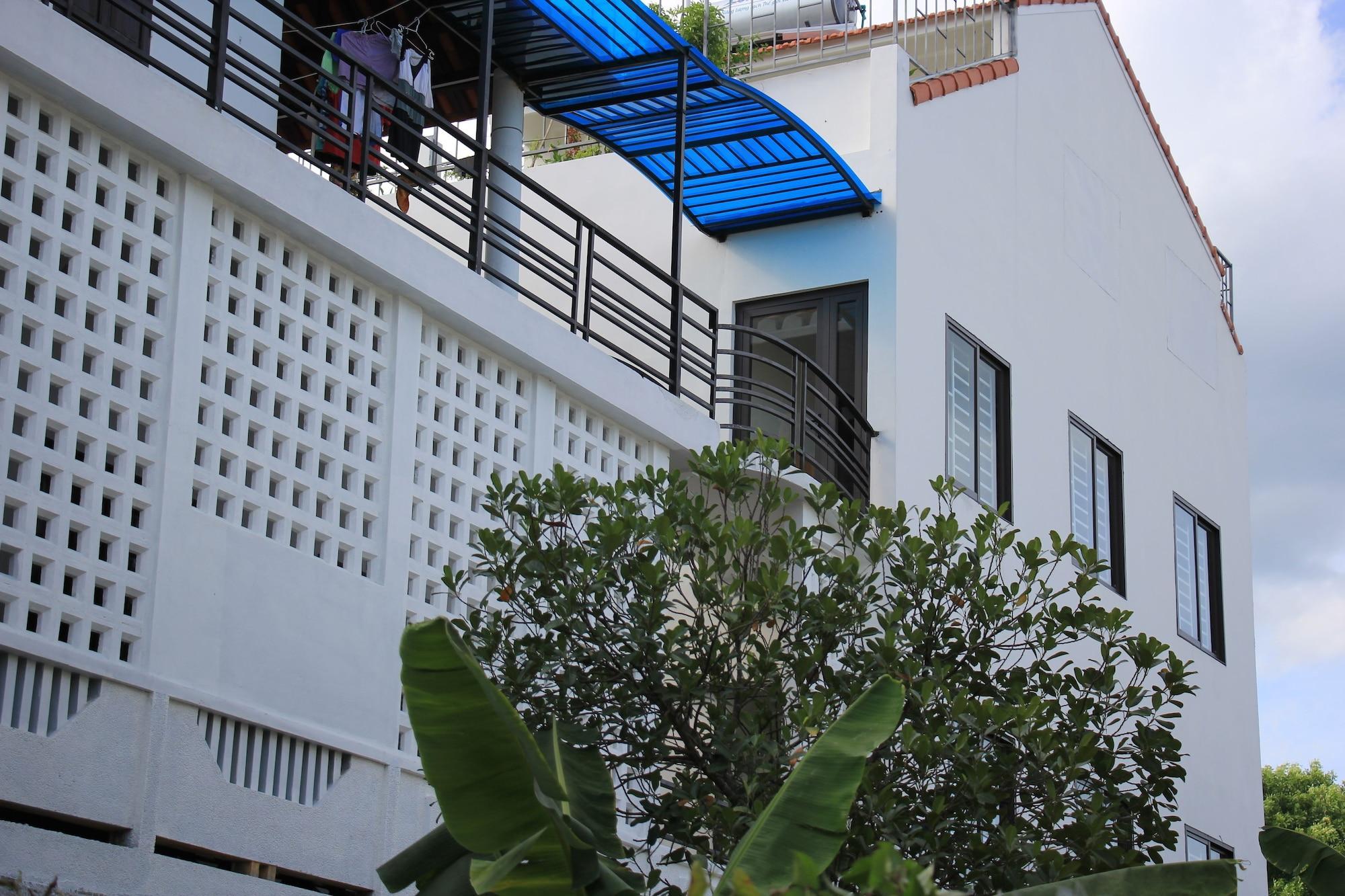 Vista Exterior Chez Le Anh