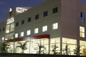 Alojamiento - Hotel Pit Stop