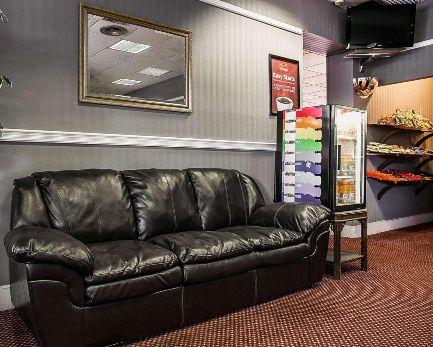 Vista Lobby Econo Lodge Sumter