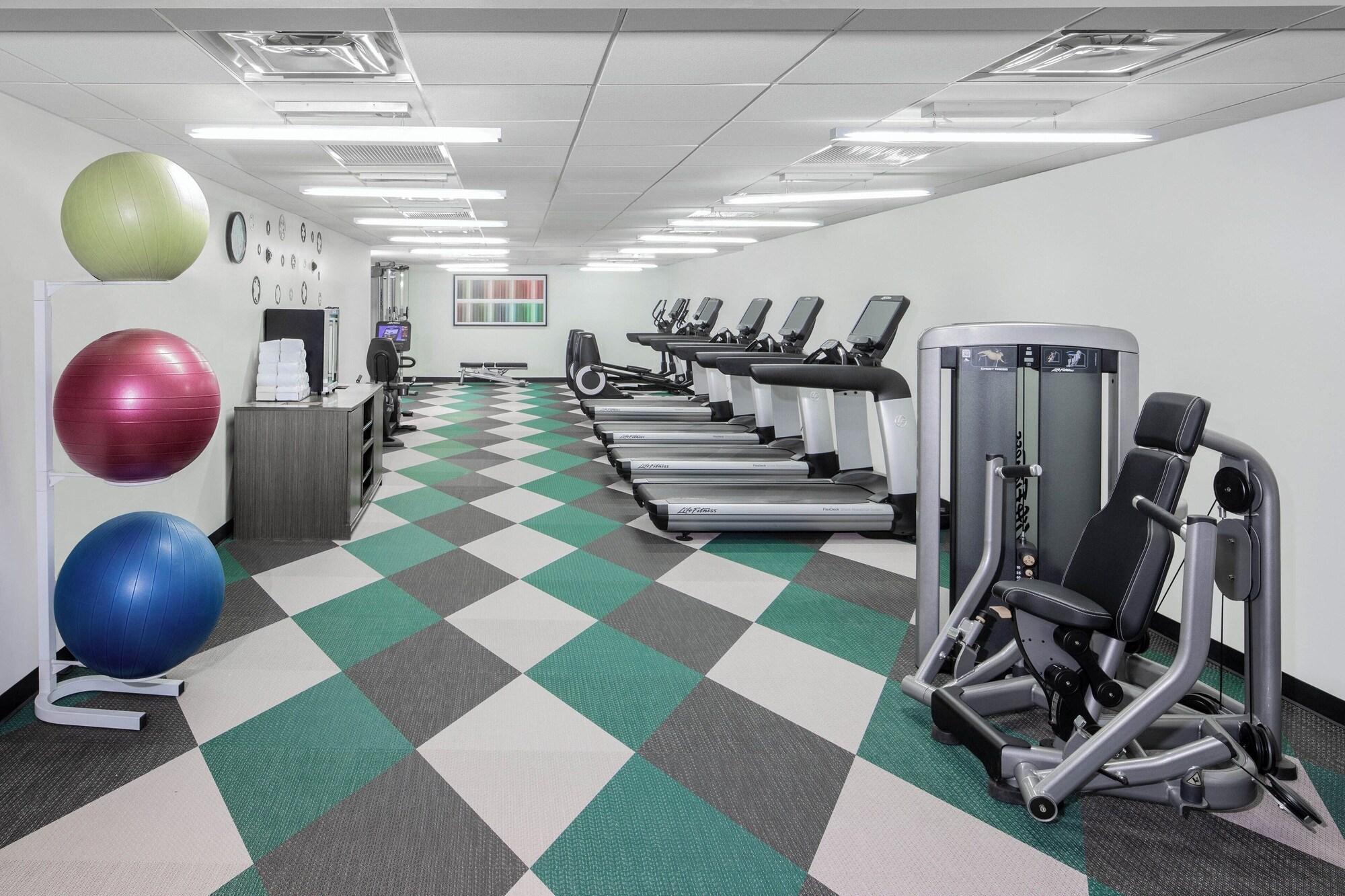 Gimnasio Element New York Times Square West