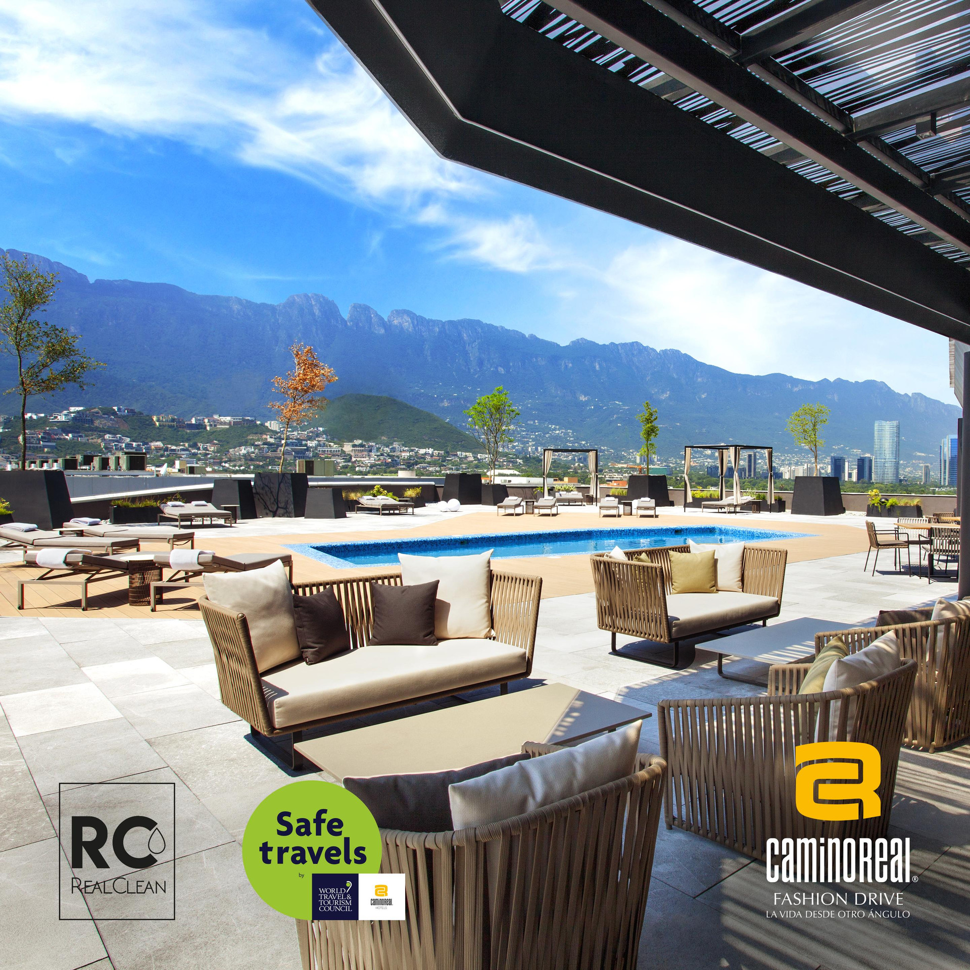 Vista Exterior Camino Real Fashion Drive Monterrey