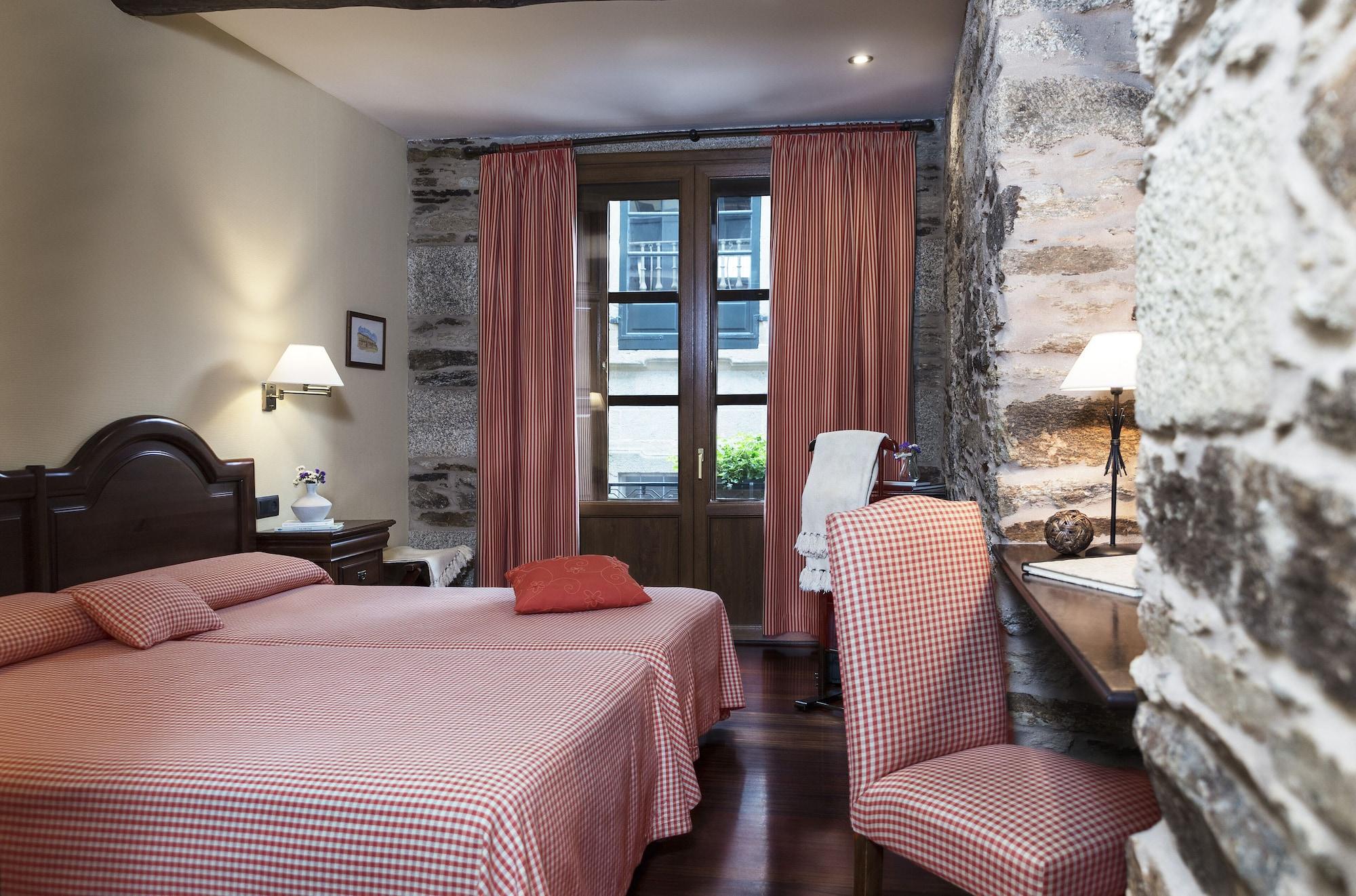 Varios Hotel Rua Villar