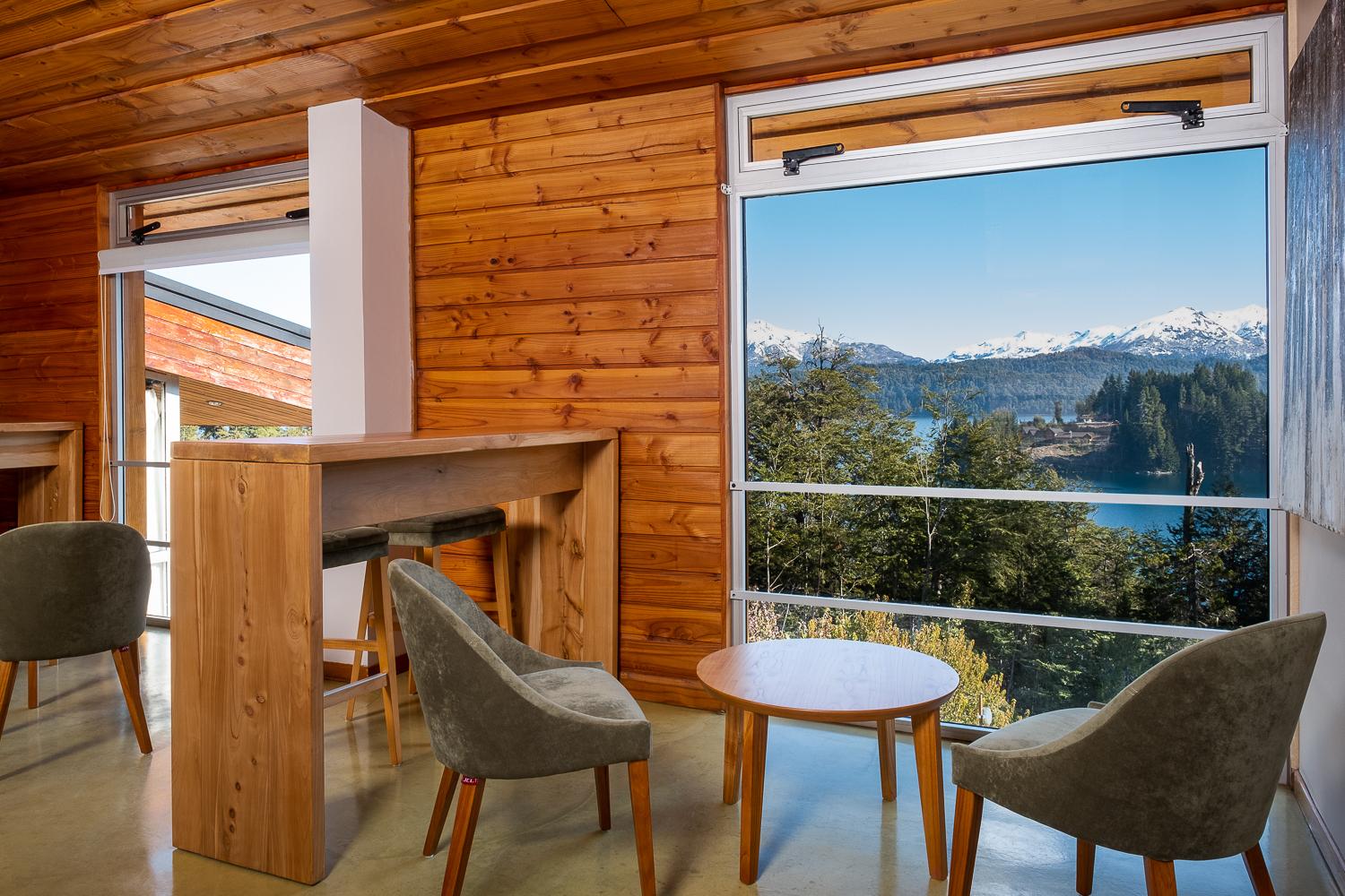 Bar/Salón Bahía Montaña Resort