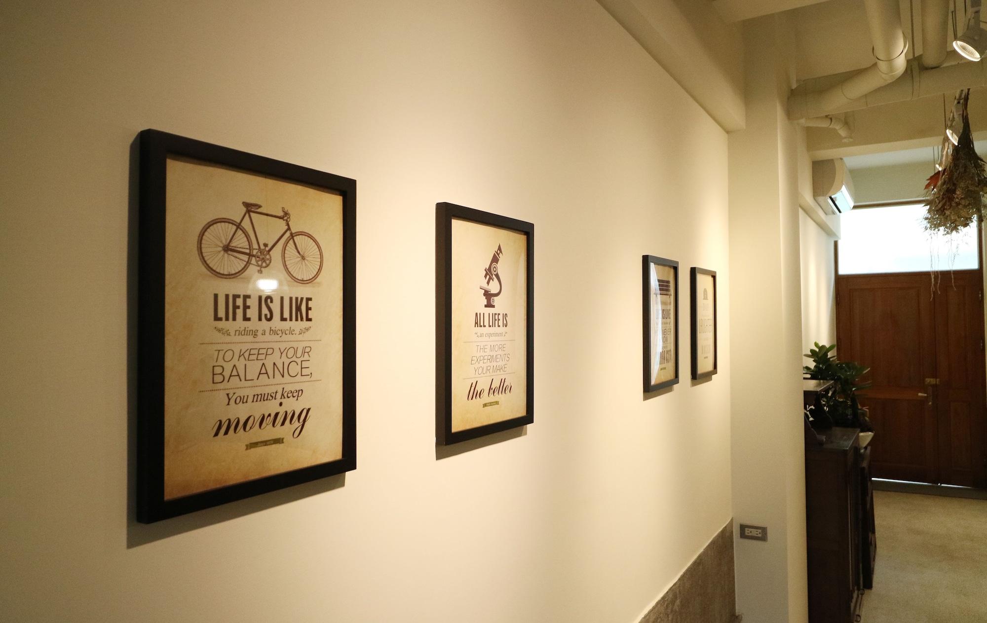 Vista Lobby Through A Path