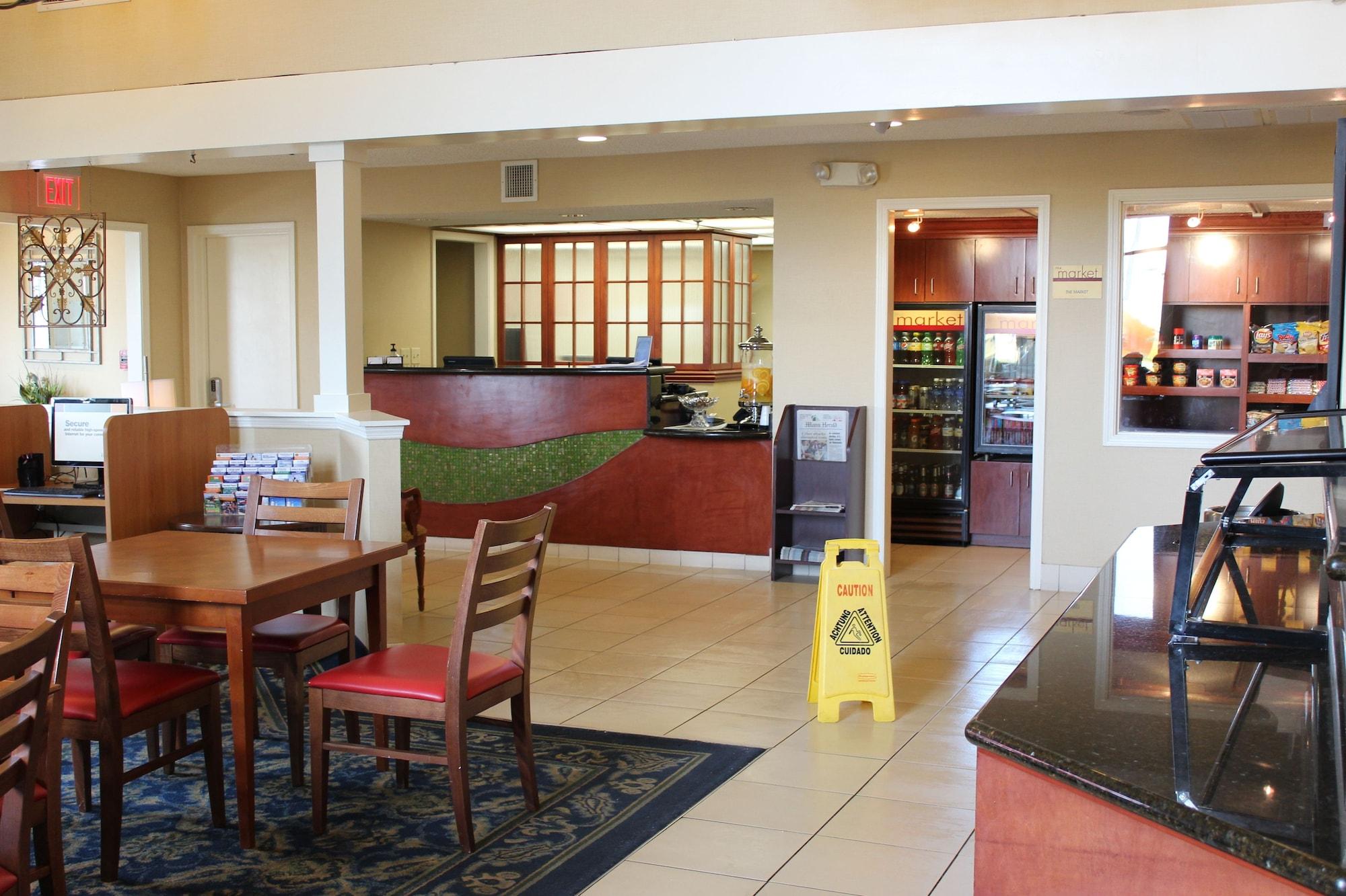 Vista Lobby Doral Inn & Suites Miami Airport West
