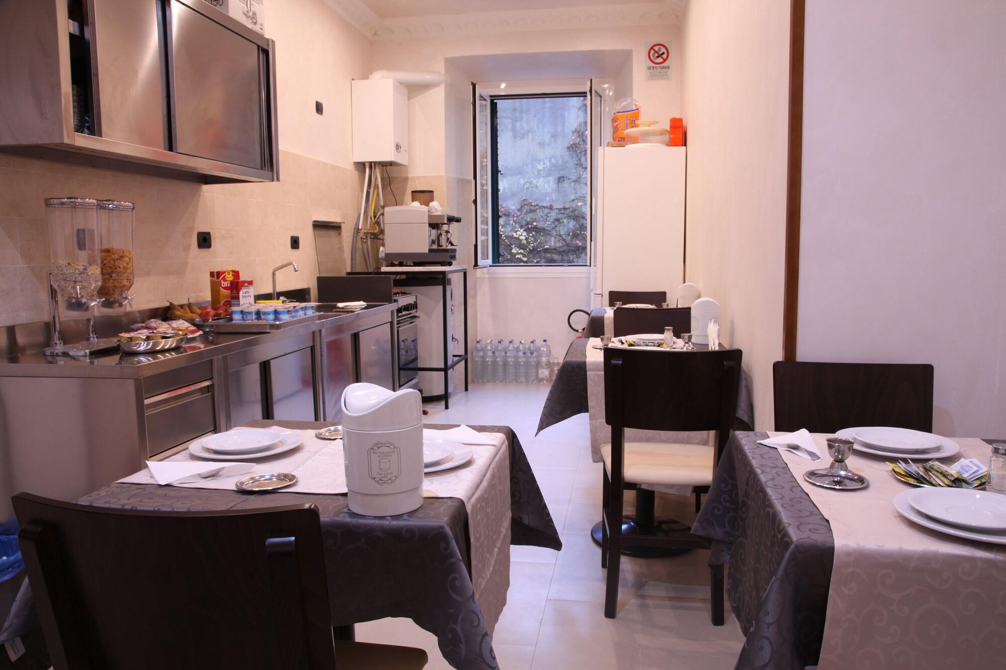 Restaurant B&B Federica's House in Rome