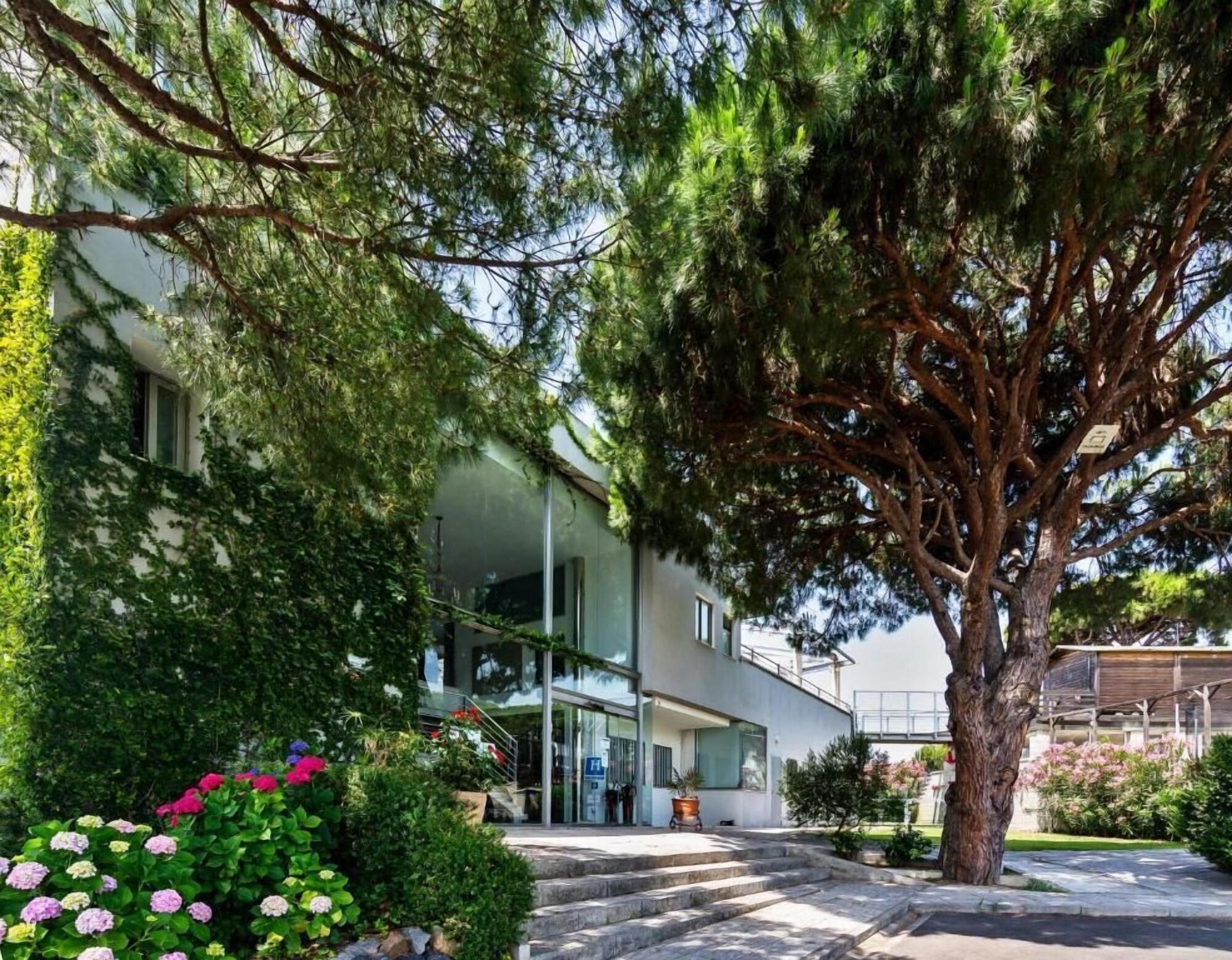 Vista Exterior Hotel Mazagonia