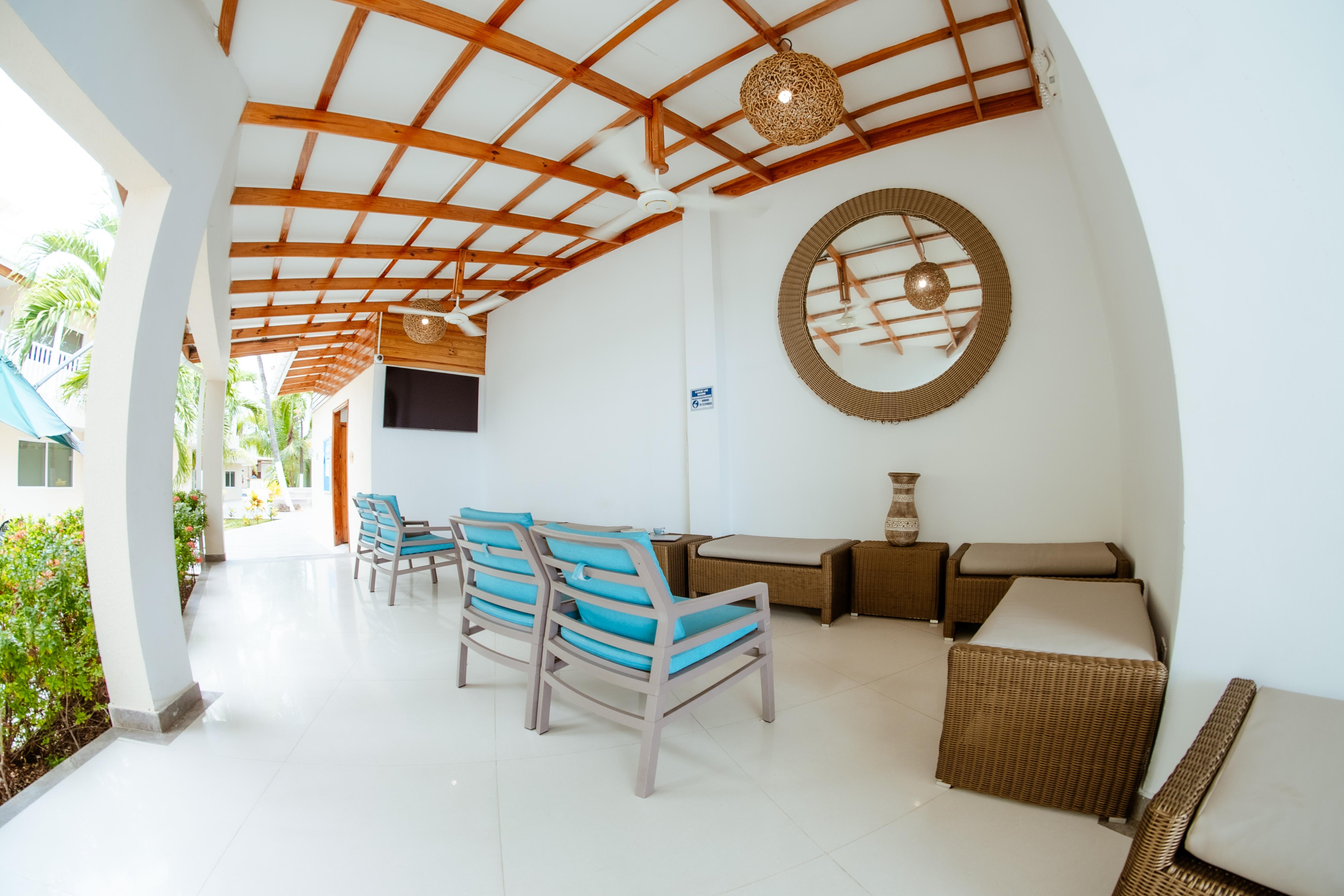 Vista Lobby Hotel Isla Bonita