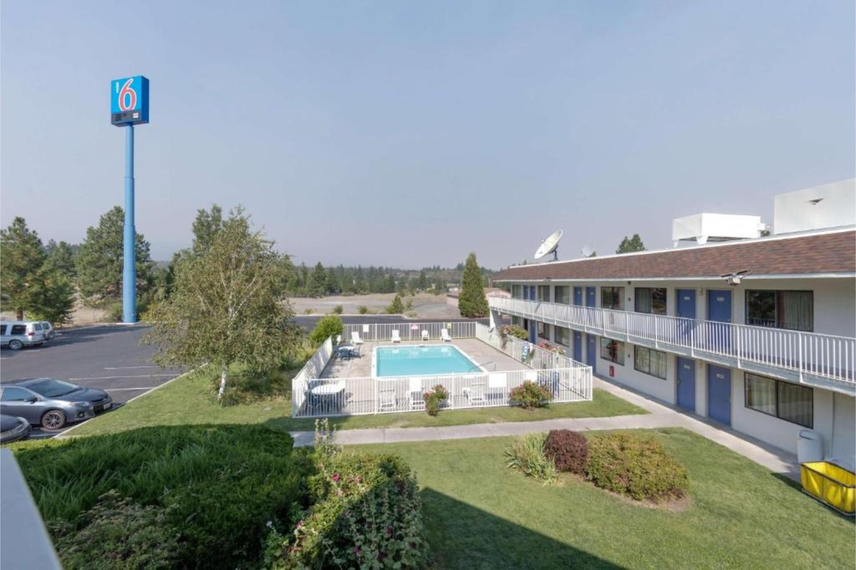 Vista Exterior Motel 6 Pismo Beach, CA